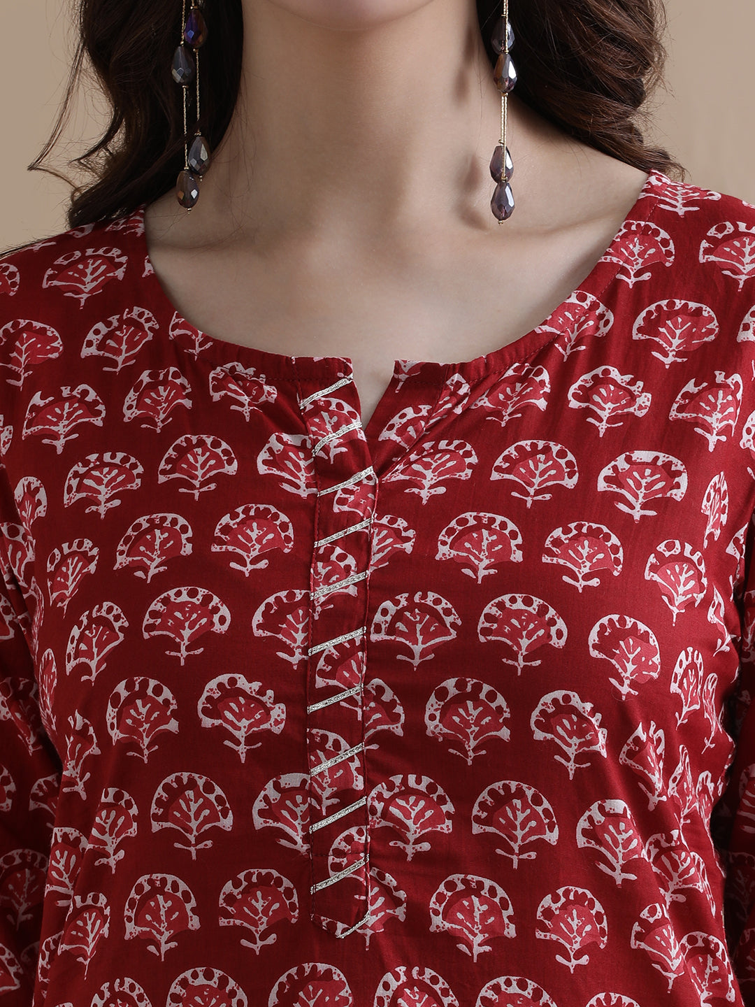 Red Floral Printed Gotta Patti Pure Cotton Kurta With Pant & Chiffon Dupatta