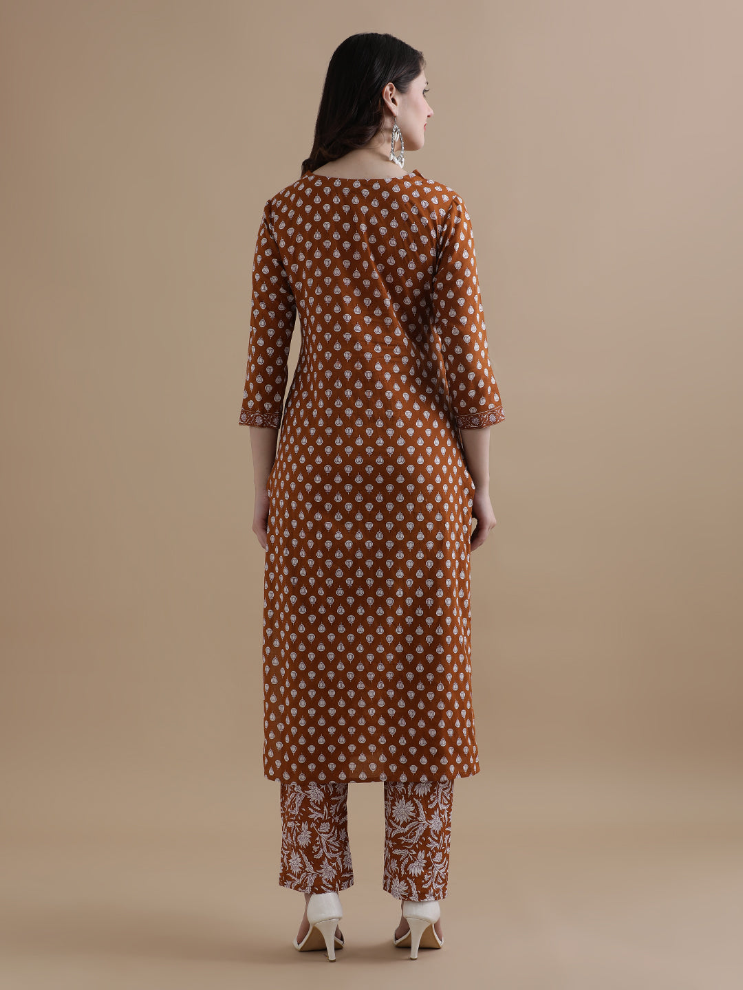 Mustard Floral Printed Thread Work Pure Cotton Kurta With Pant & Chiffon Dupatta