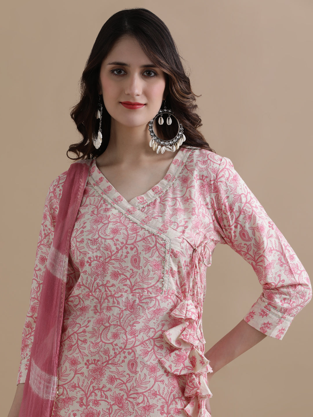 Off White Angrakha Style Floral Printed Gotta Patti Pure Cotton Kurta With Pant & Chiffon Dupatta