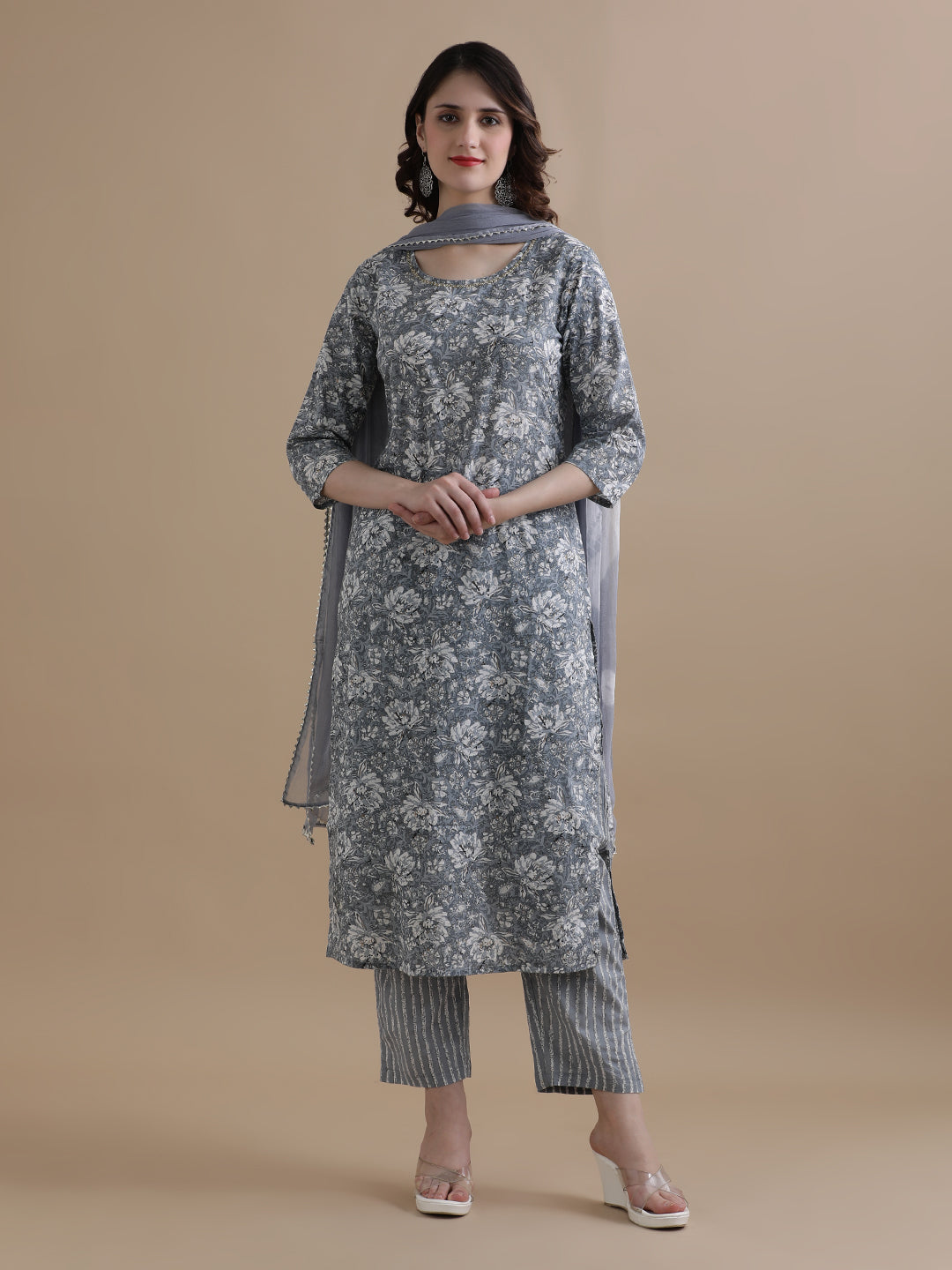 Grey Floral Printed Thread Work Pure Cotton Kurta With Pant & Chiffon Dupatta