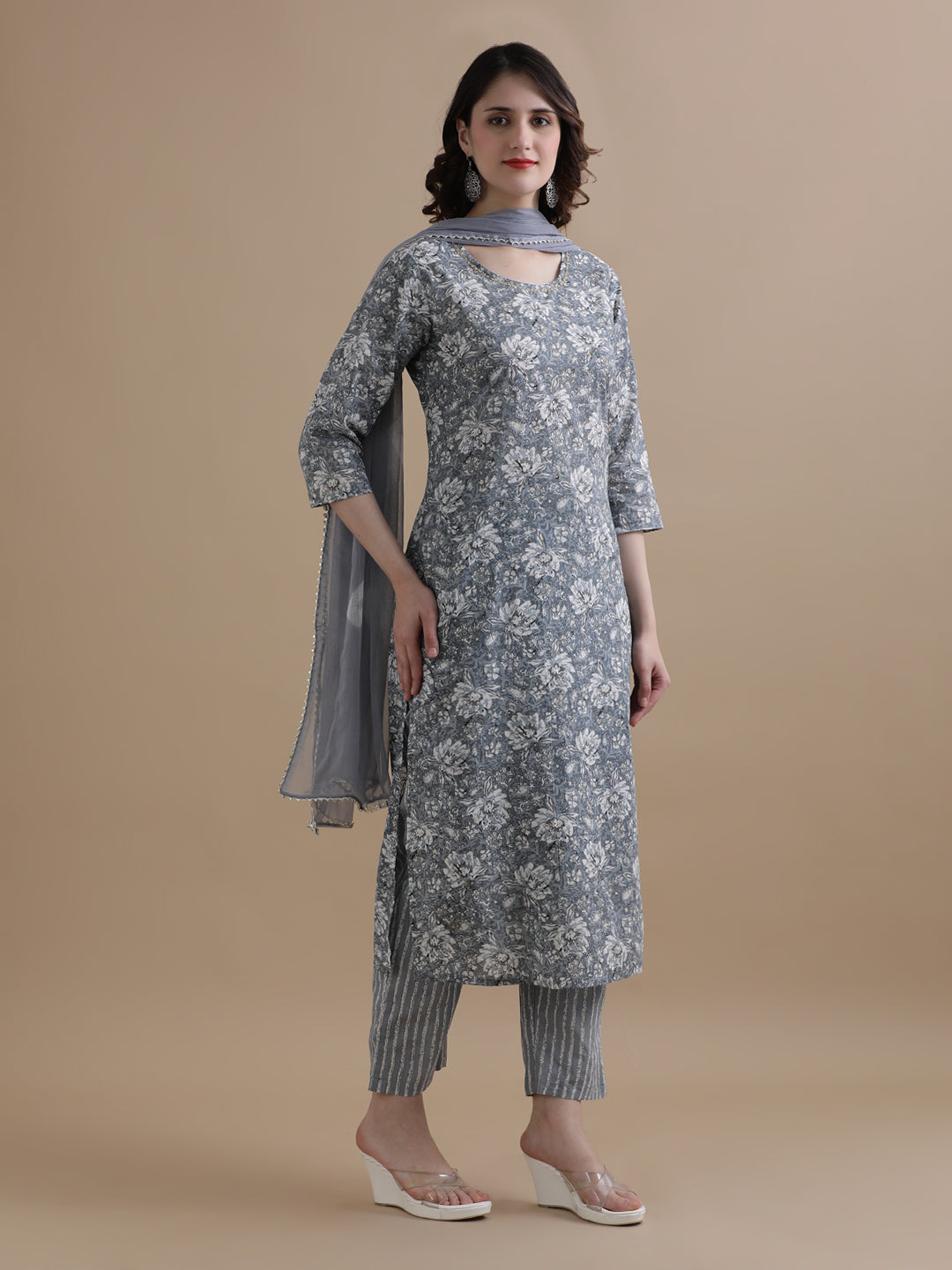 Grey Floral Printed Thread Work Pure Cotton Kurta With Pant & Chiffon Dupatta