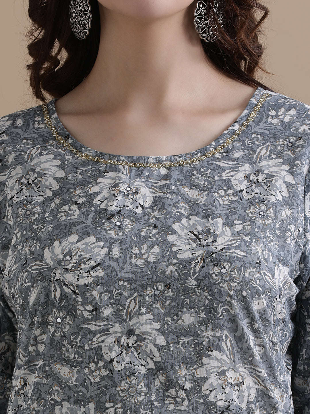 Grey Floral Printed Thread Work Pure Cotton Kurta With Pant & Chiffon Dupatta