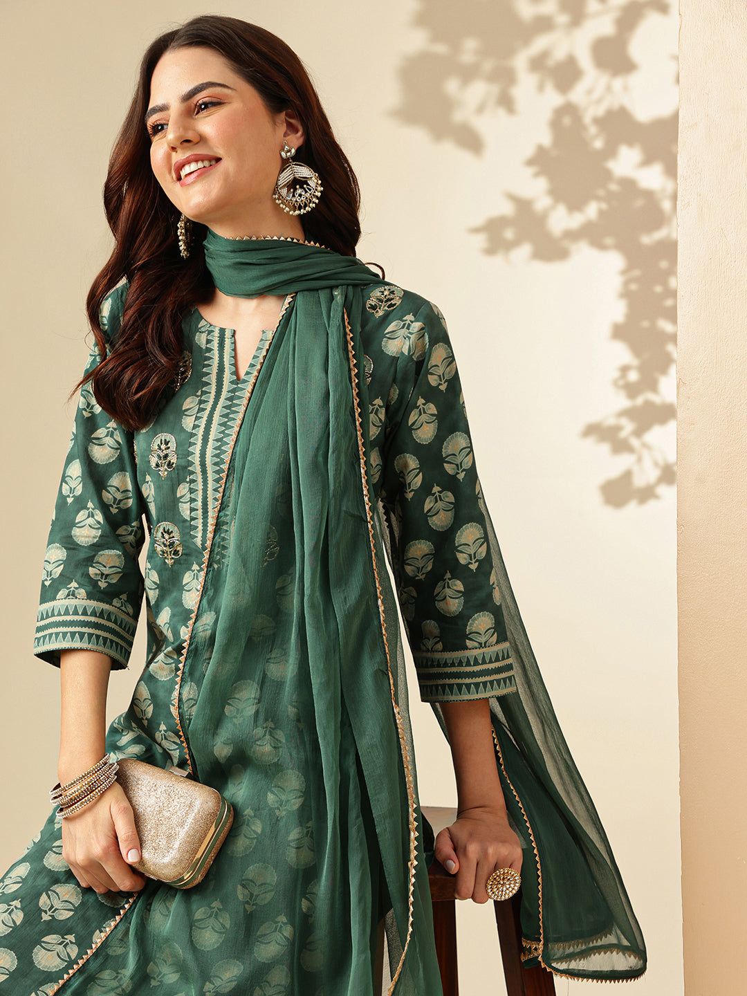 Floral Embroidered Straight Pure Cotton Kurta & Trousers Sets