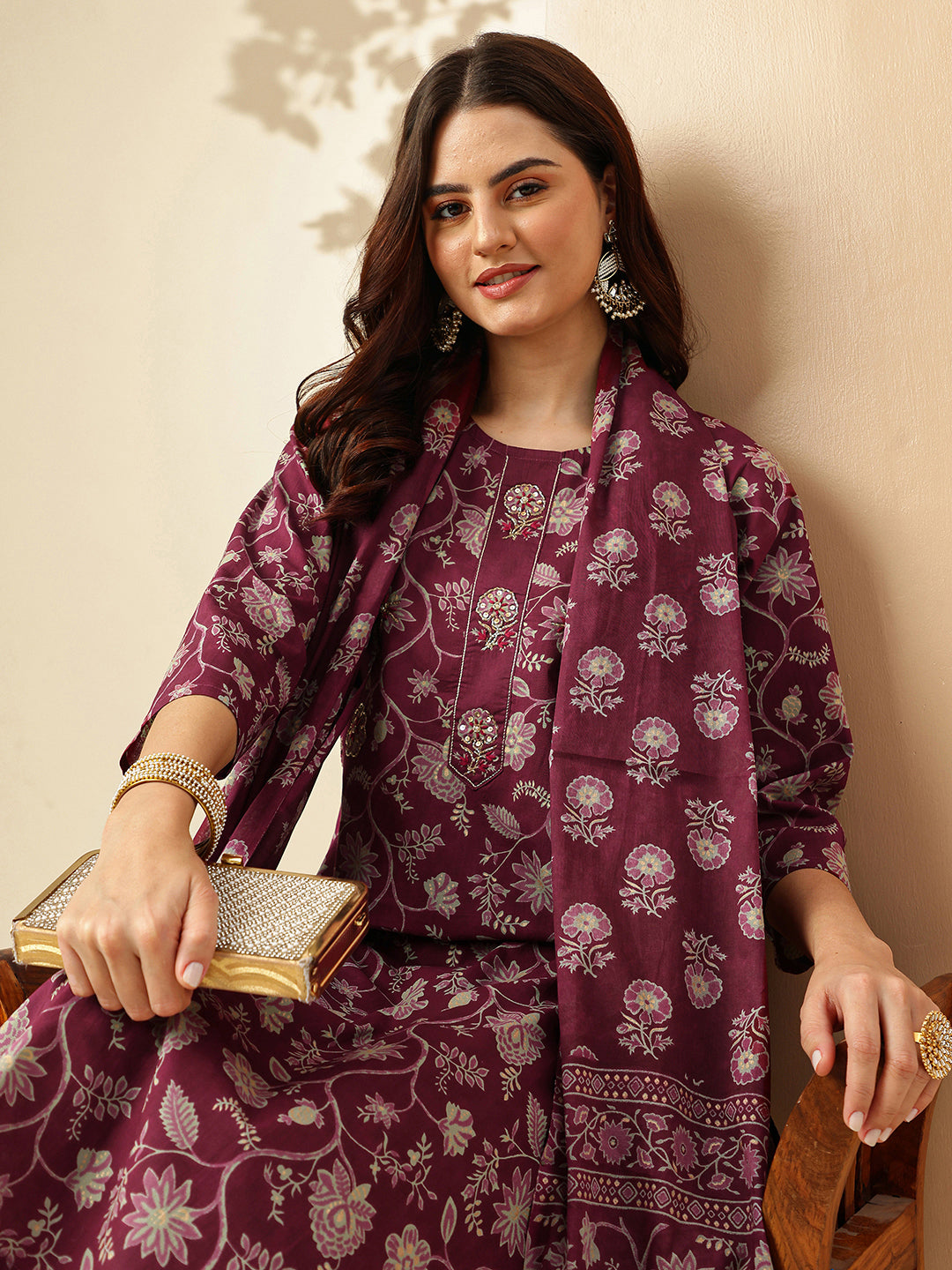 Floral Embroidered Straight Pure Cotton Kurta & Trousers Sets