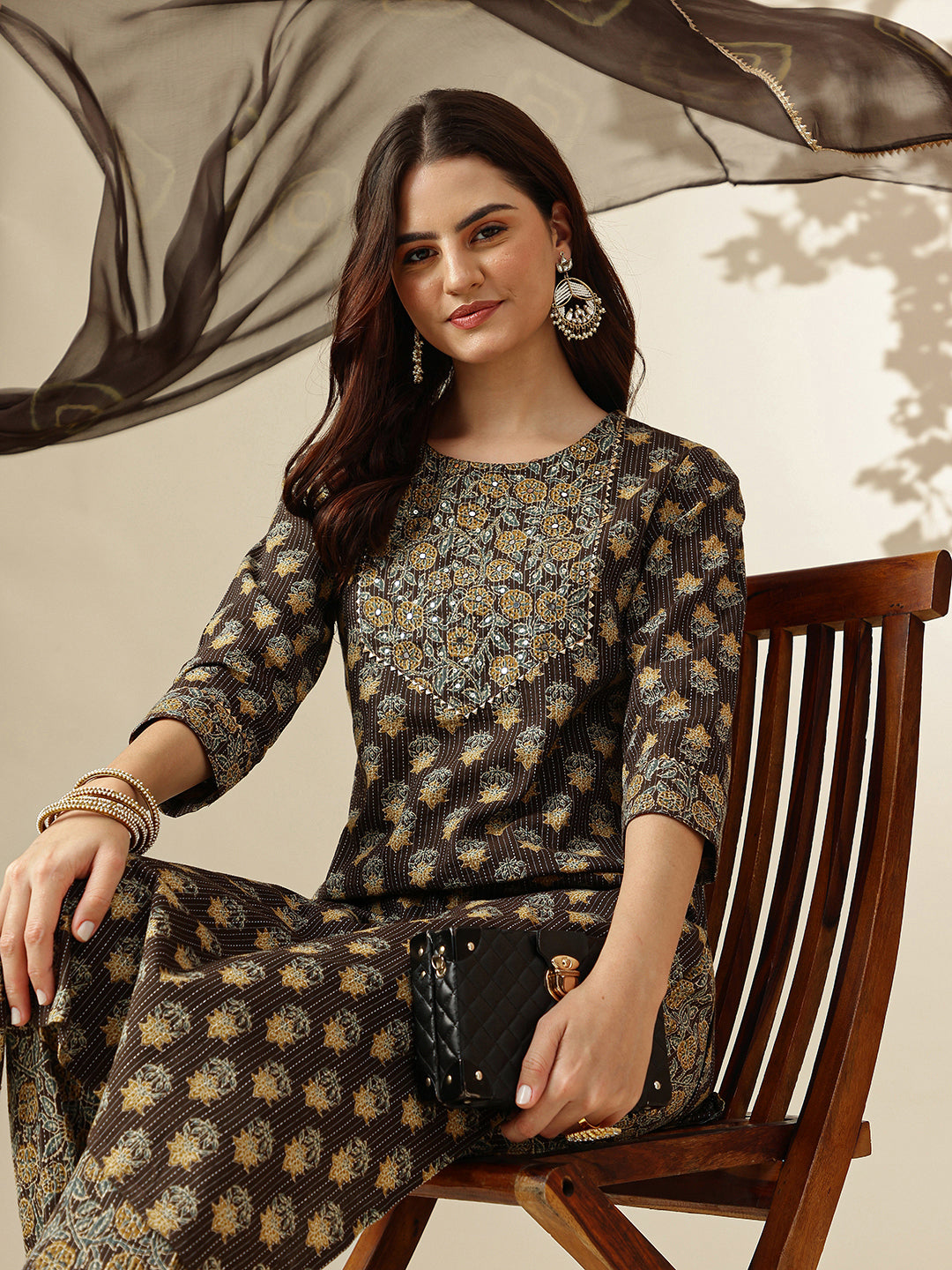Floral Embroidered Straight Pure Cotton Kurta & Trousers Sets