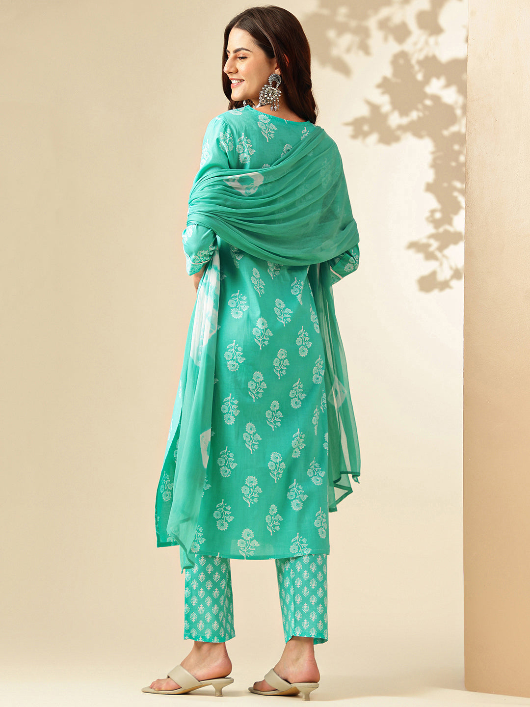Floral Embroidered Straight Pure Cotton Kurta & Trousers Sets