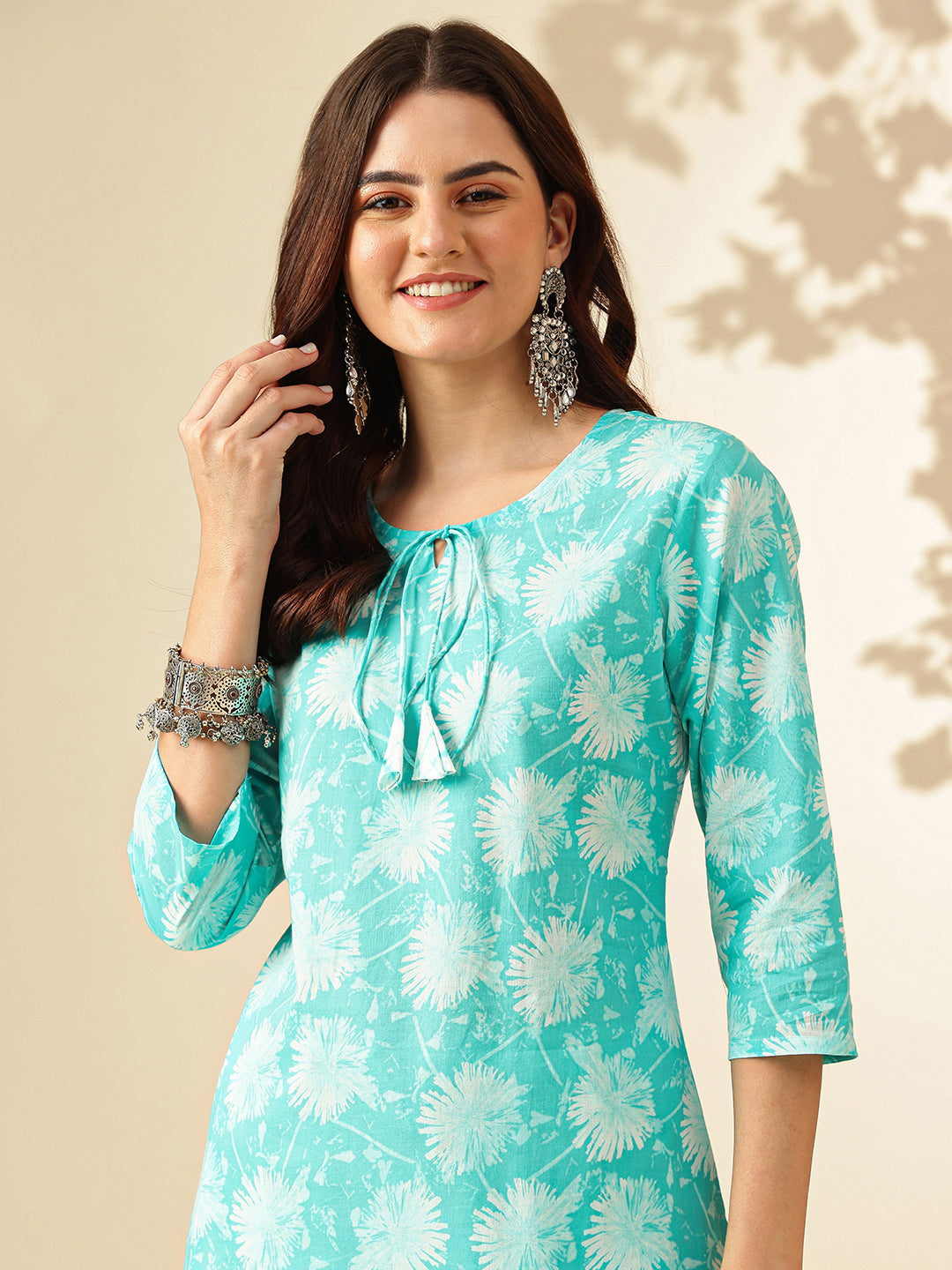 Floral Printed Straight Pure Cotton Kurta & Trousers Sets