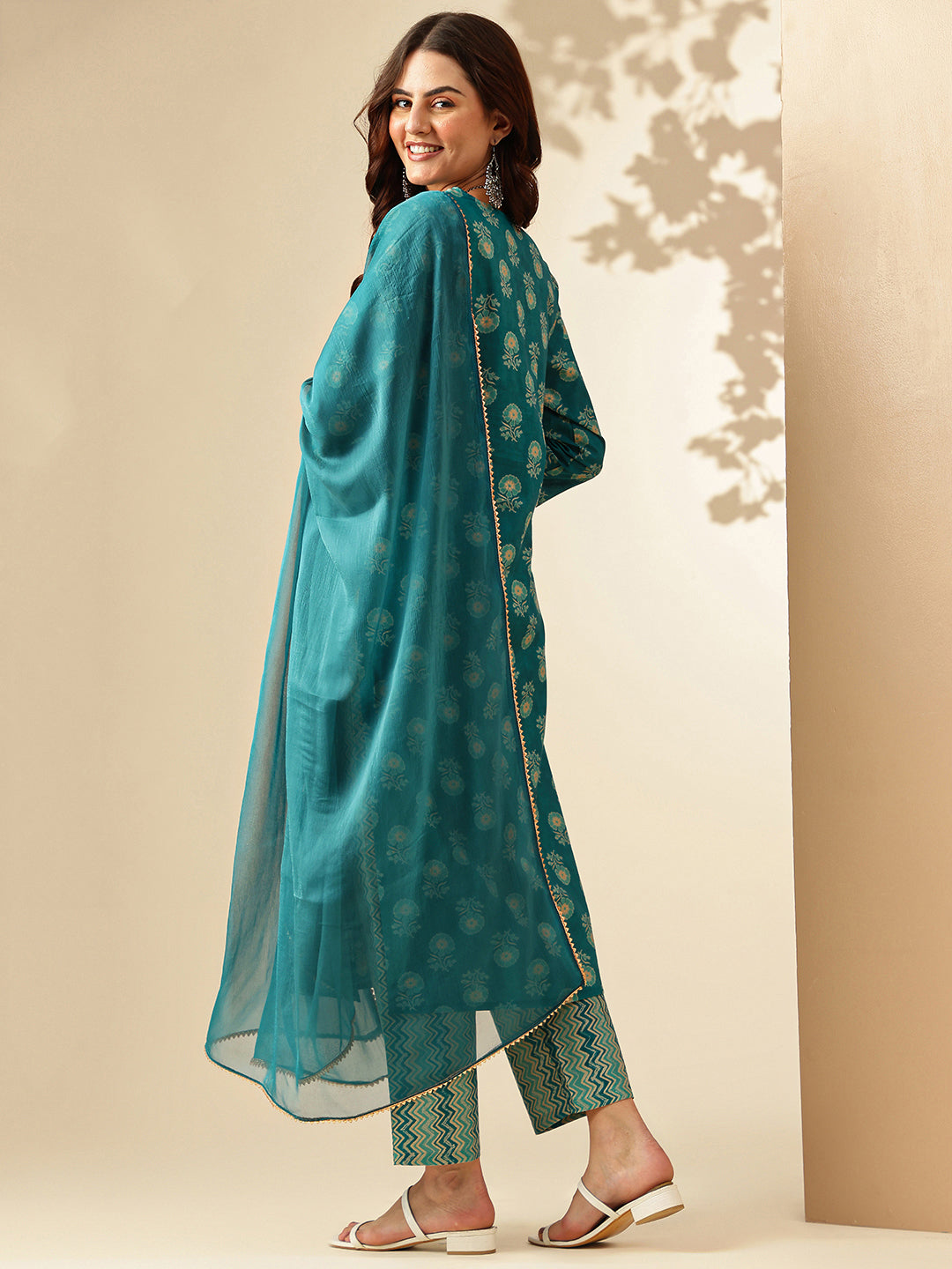 Floral Embroidered Straight Pure Cotton Kurta & Trousers Sets