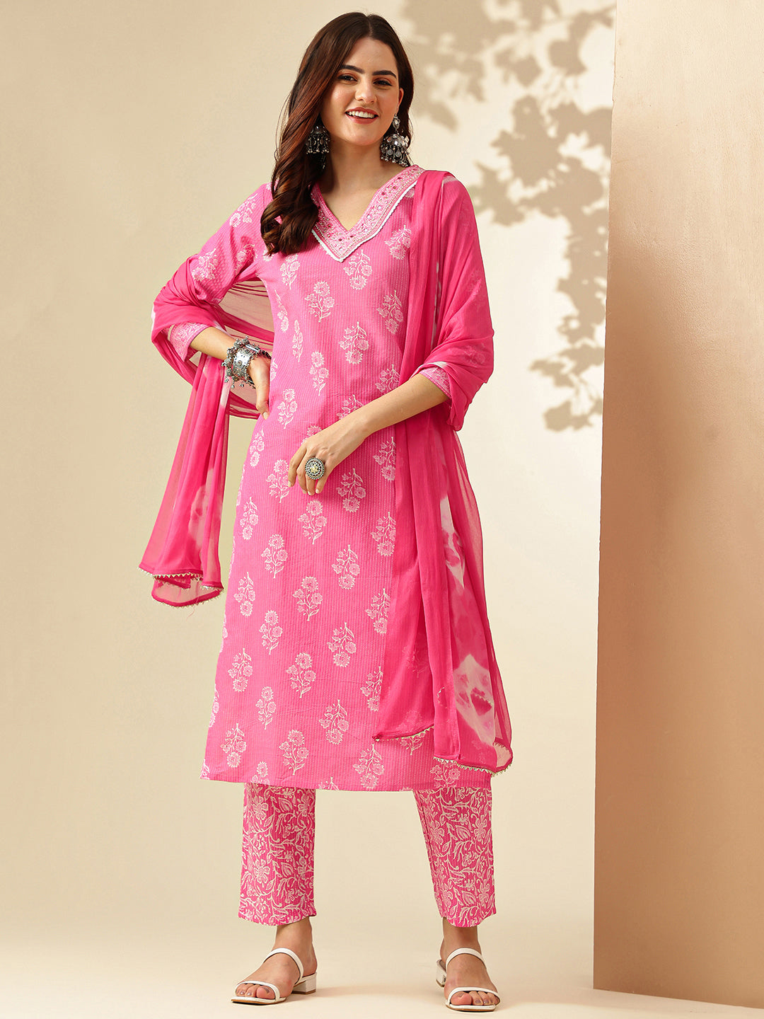 Floral Embroidered Straight Pure Cotton Kurta & Trousers Sets