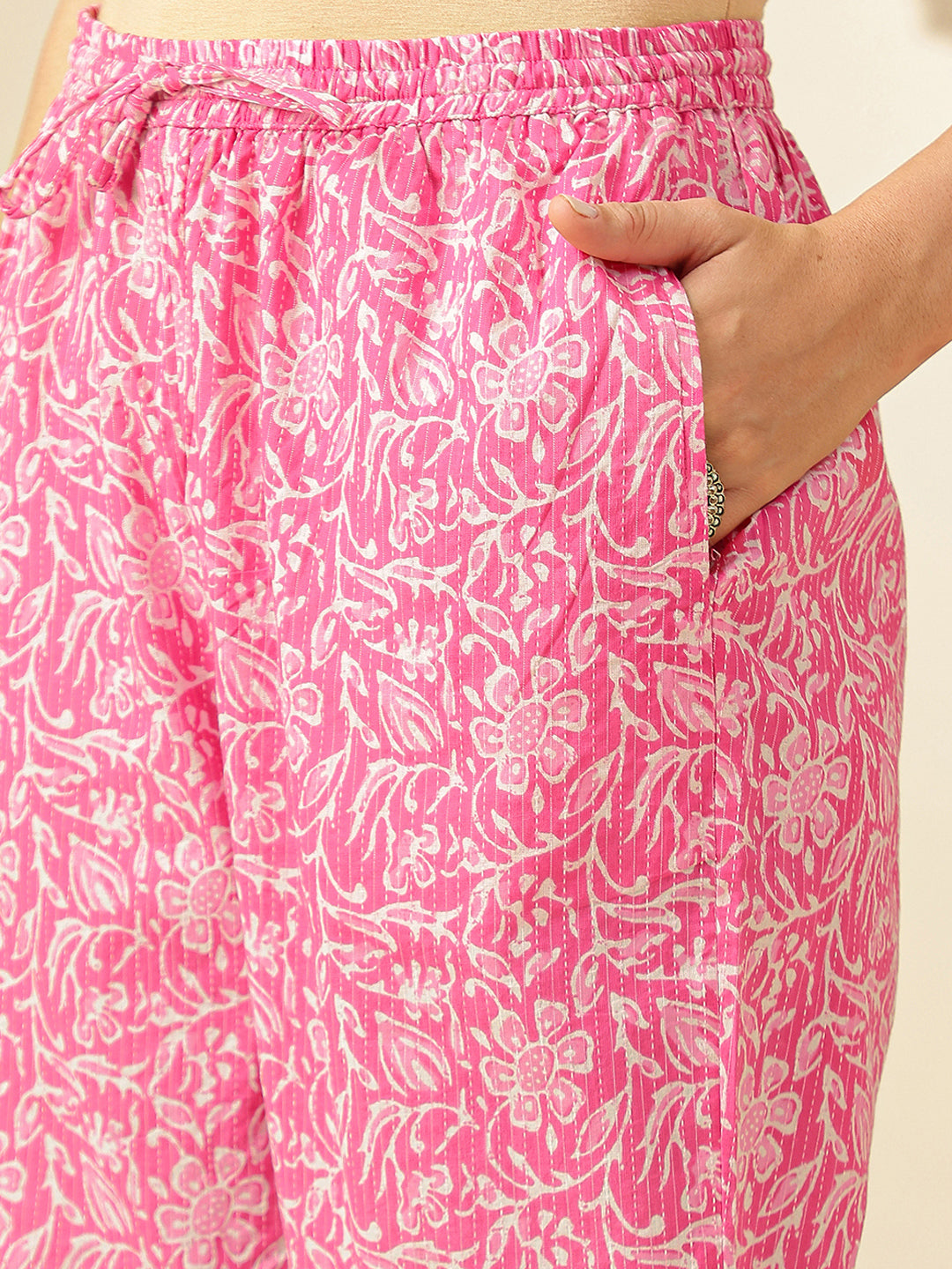 Floral Embroidered Straight Pure Cotton Kurta & Trousers Sets