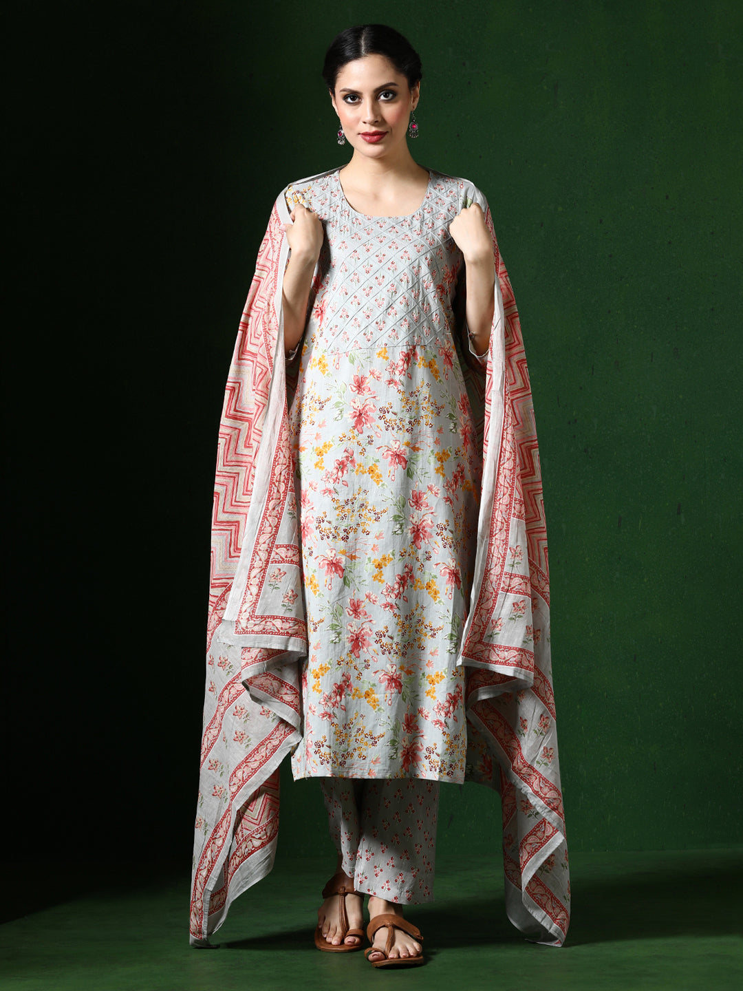 Floral Embroidered Straight Pure Cotton Kurta & Trousers Sets