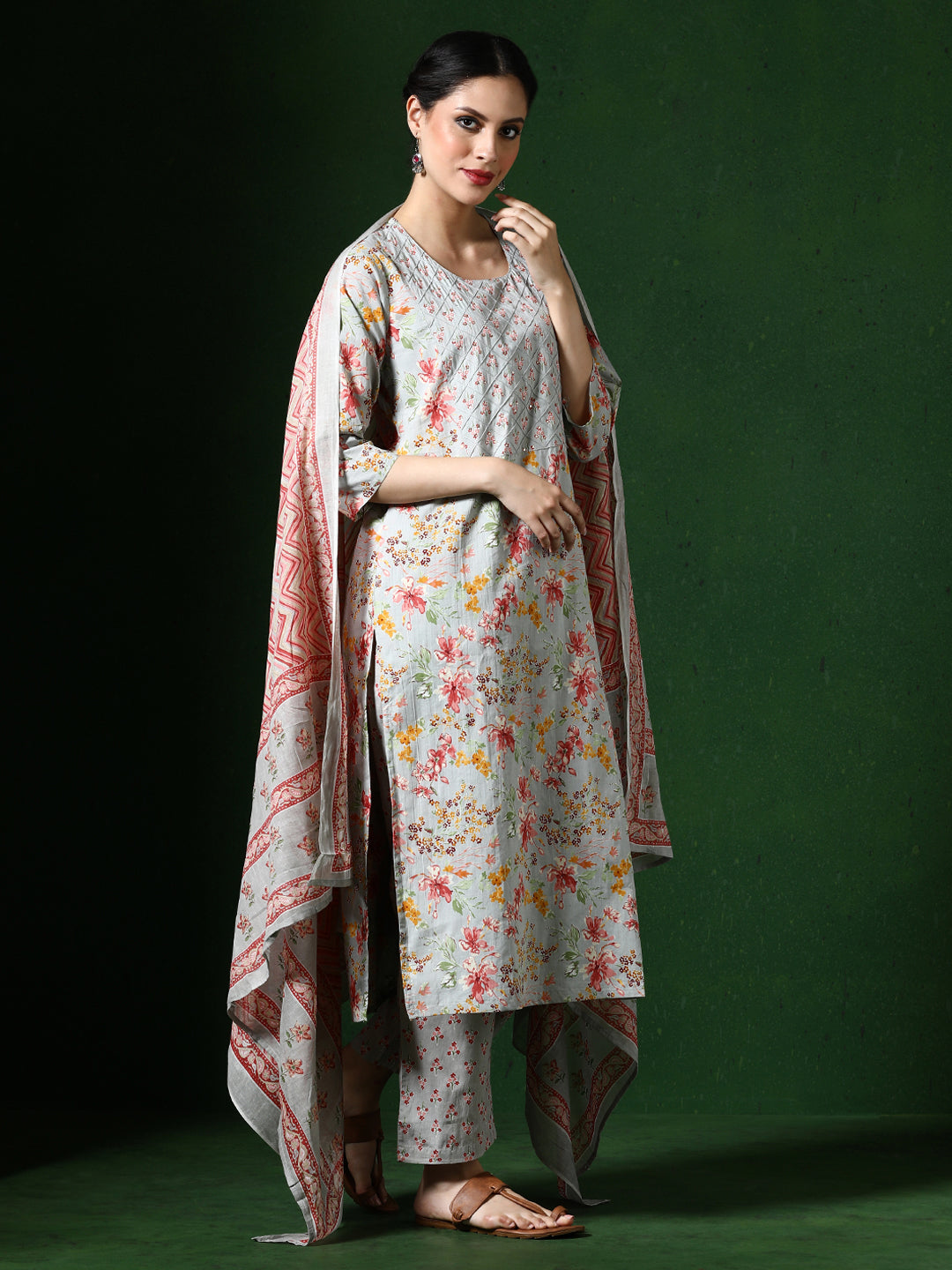 Floral Embroidered Straight Pure Cotton Kurta & Trousers Sets