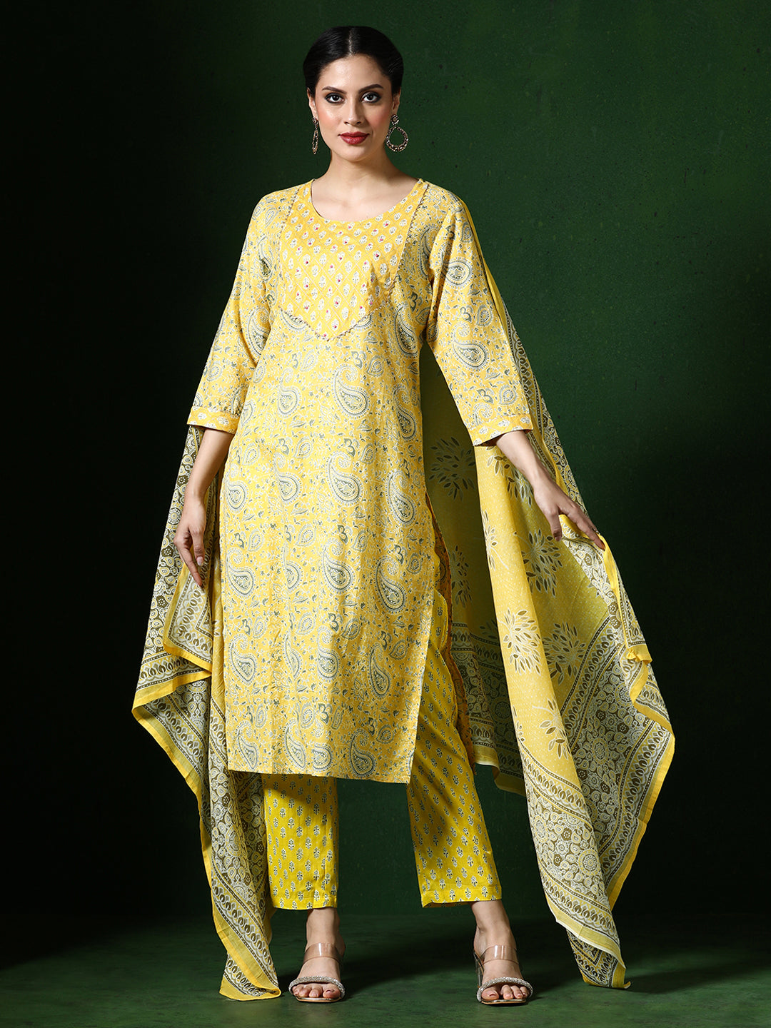Floral Embroidered Straight Pure Cotton Kurta & Trousers Sets