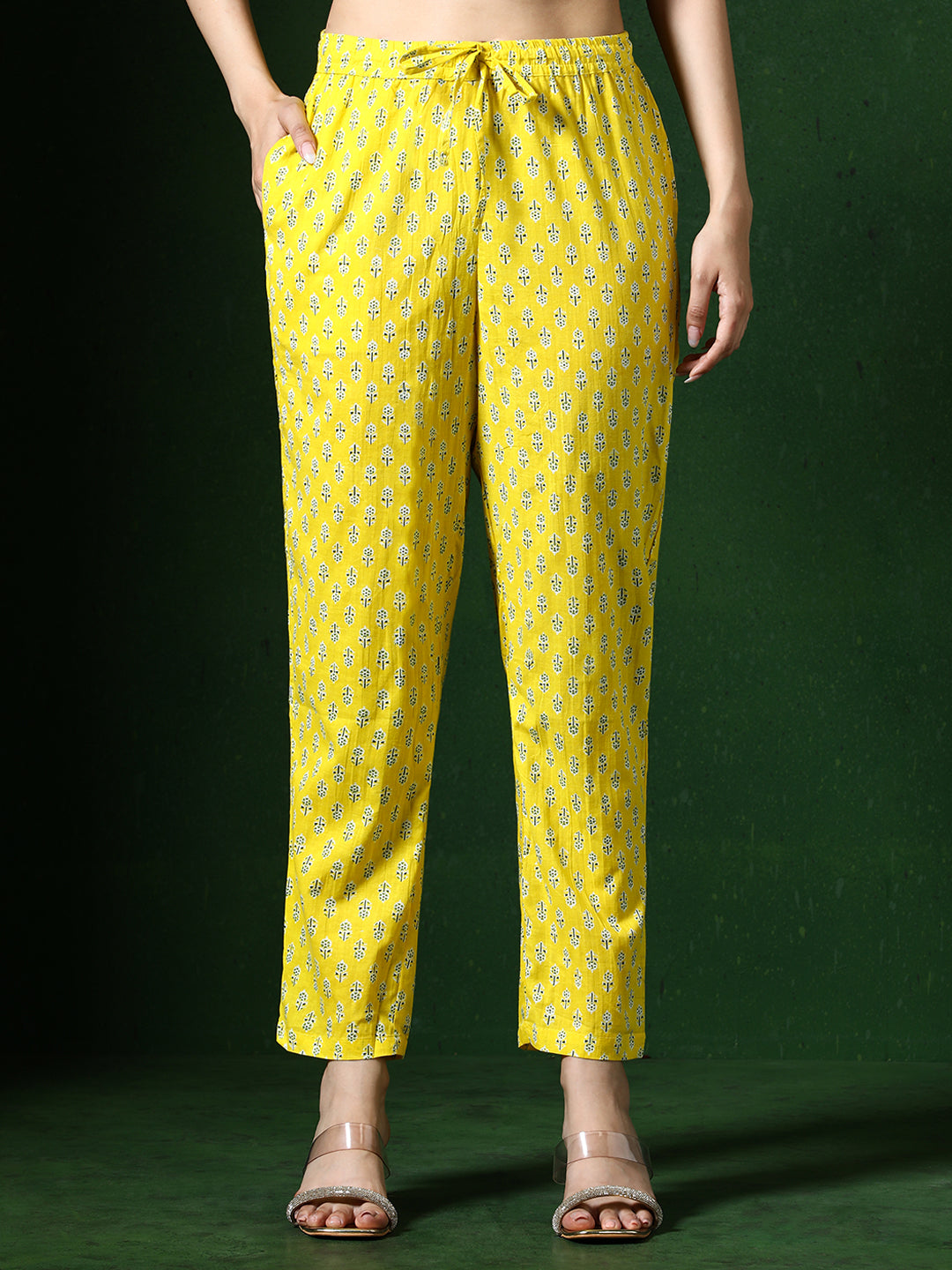 Floral Embroidered Straight Pure Cotton Kurta & Trousers Sets