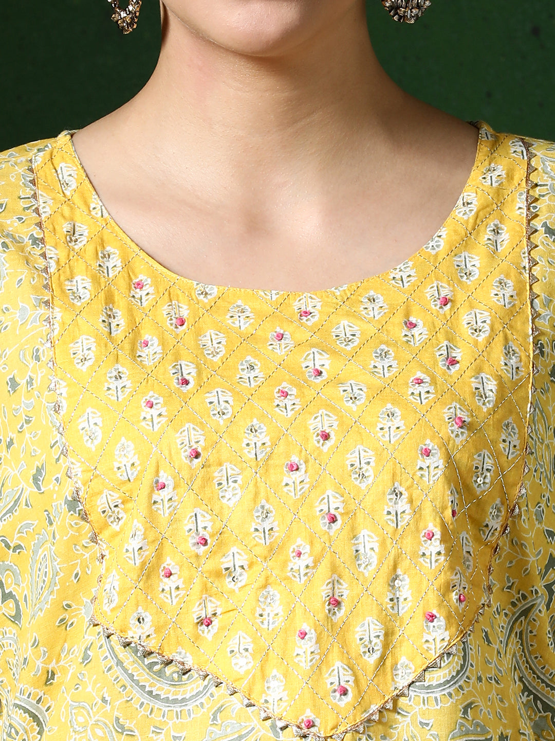 Floral Embroidered Straight Pure Cotton Kurta & Trousers Sets