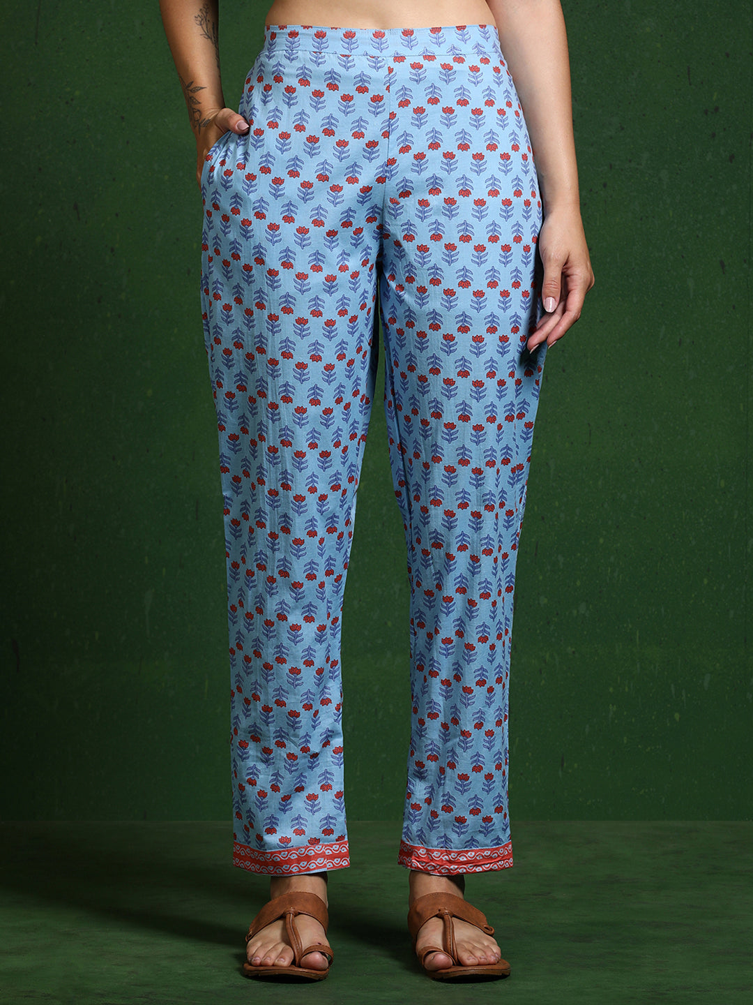 Floral Embroidered Straight Pure Cotton Kurta & Trousers Sets