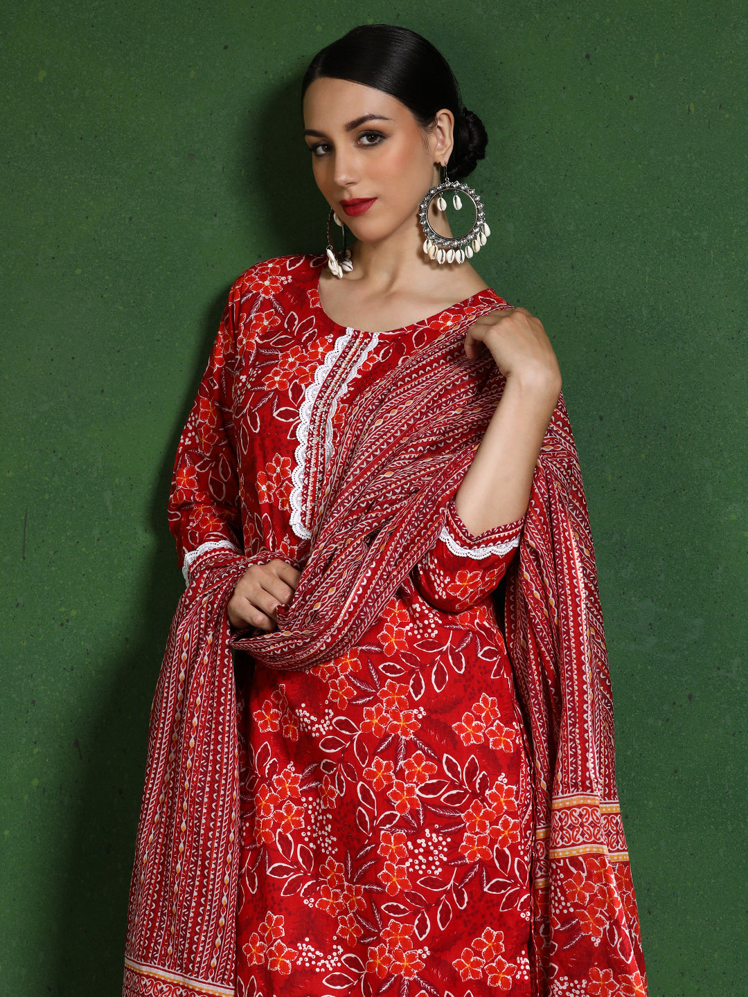 Floral Embroidered A-Line Pure Cotton Kurta & Trousers Sets