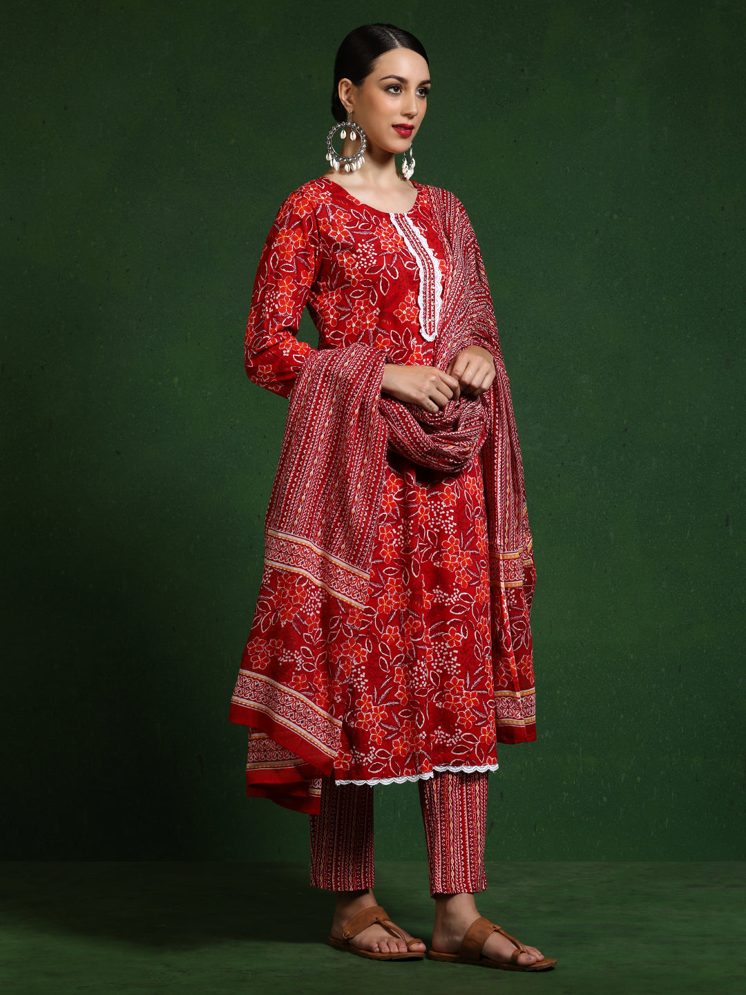Floral Embroidered A-Line Pure Cotton Kurta & Trousers Sets