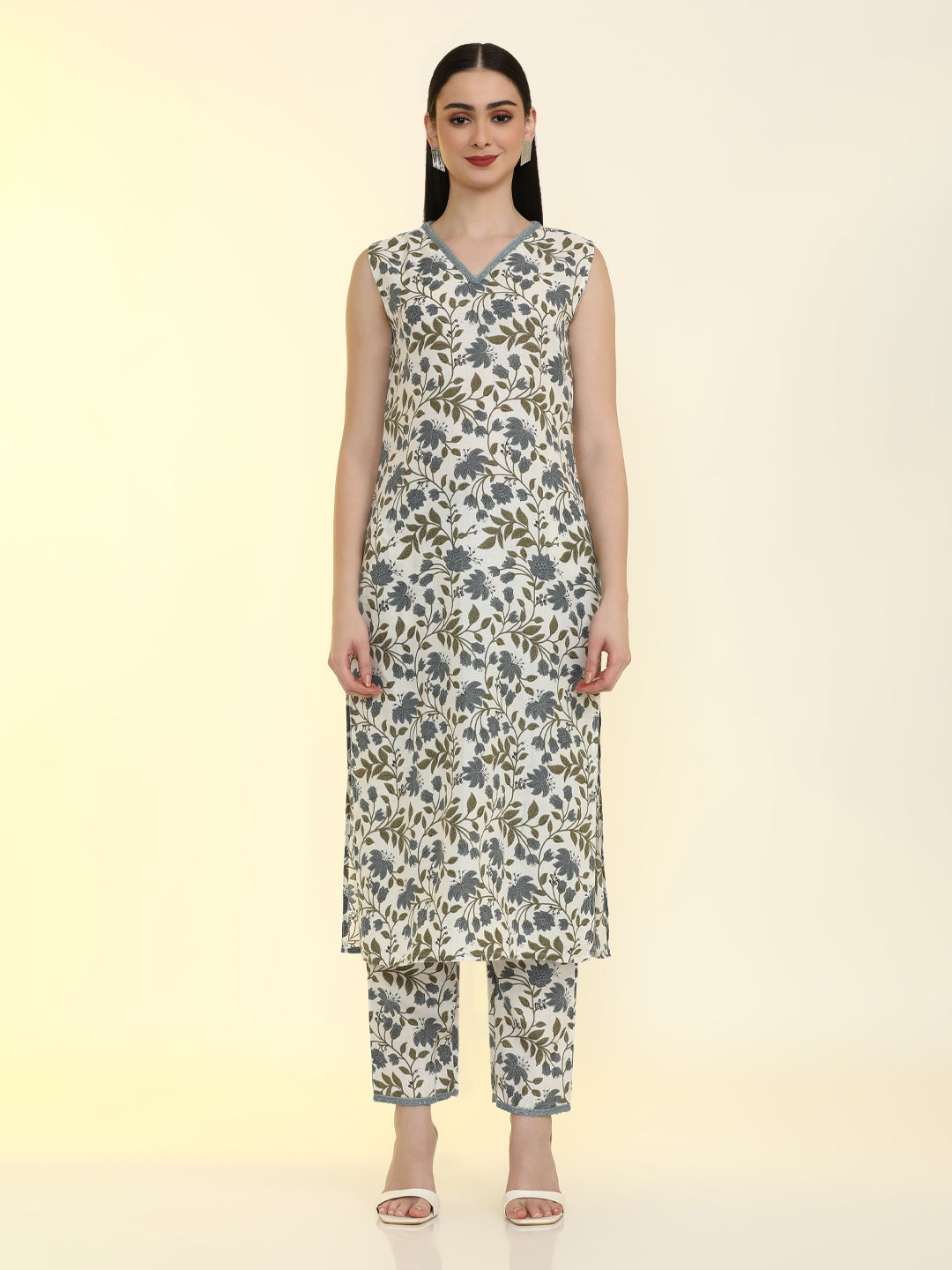 Floral Printed Cotton Blend Straight Kurta with Trousers