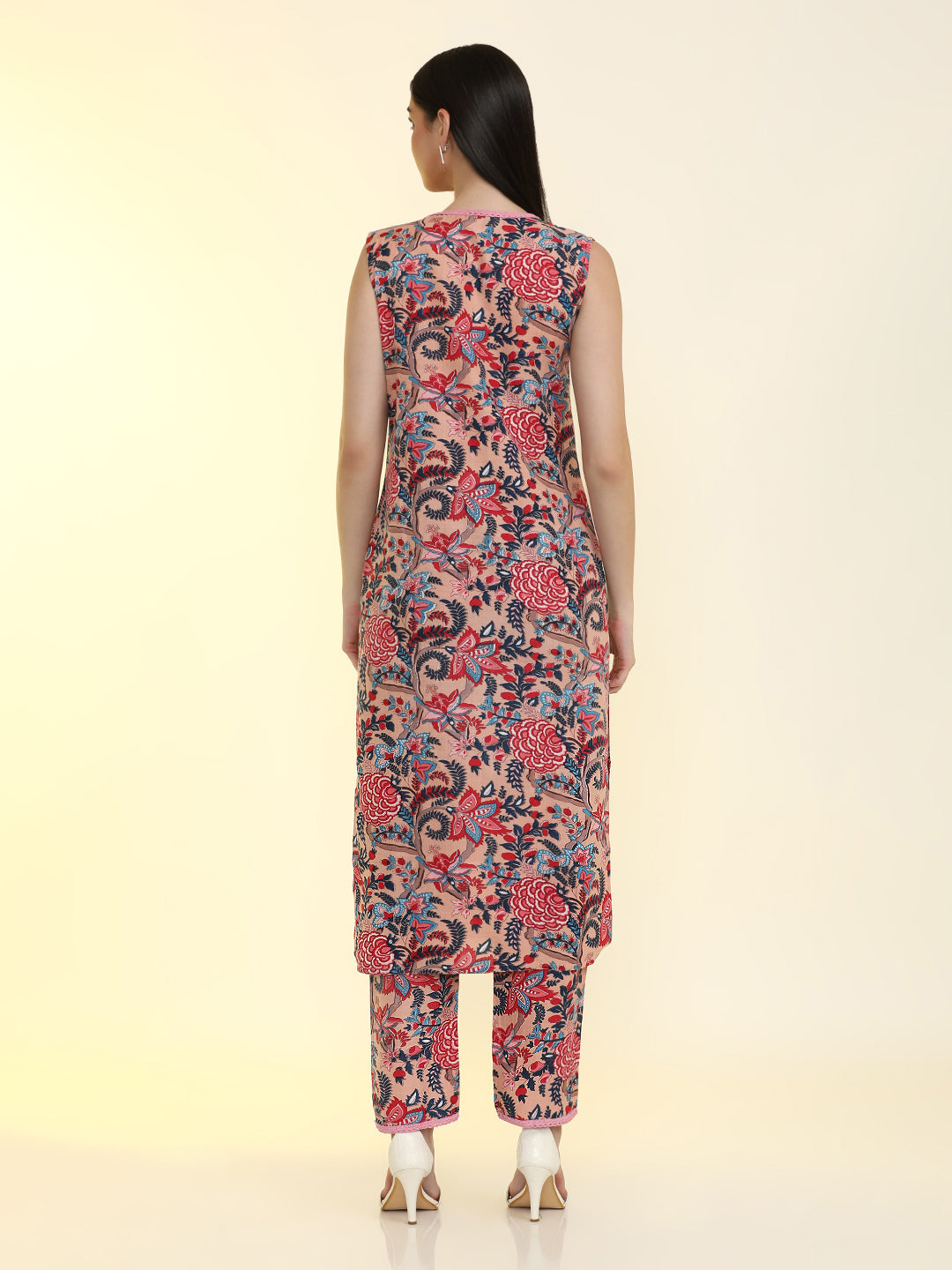 Floral Printed Cotton Blend Straight Kurta with Trousers