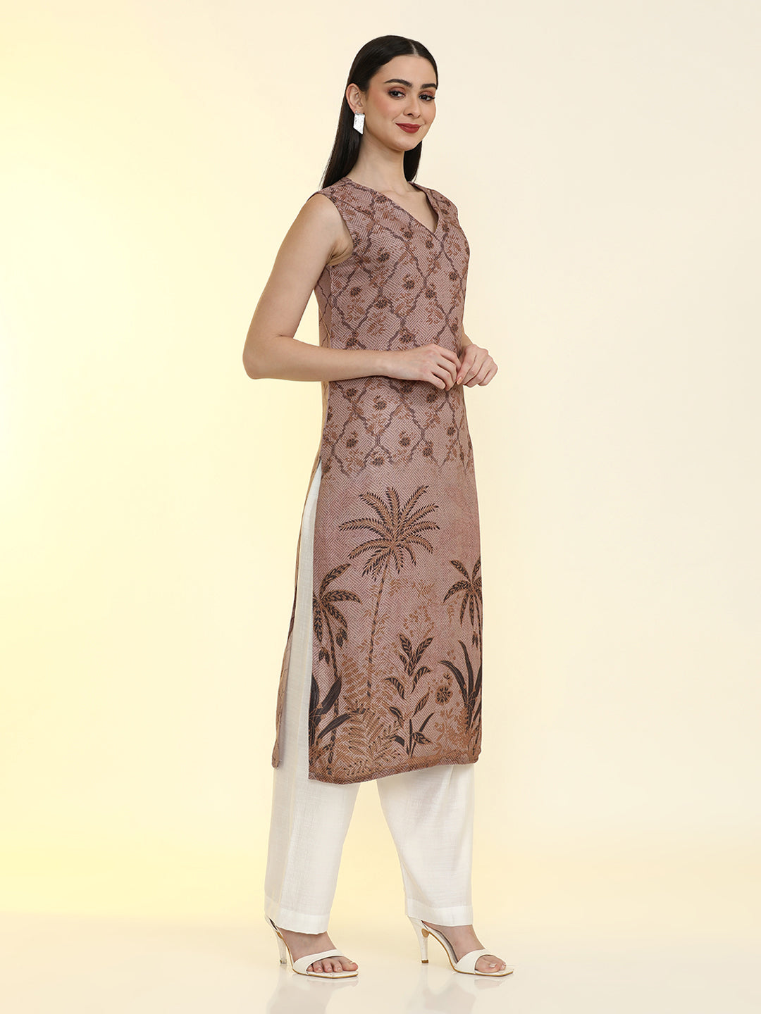 Floral Printed Straight Sleeveless Kurta