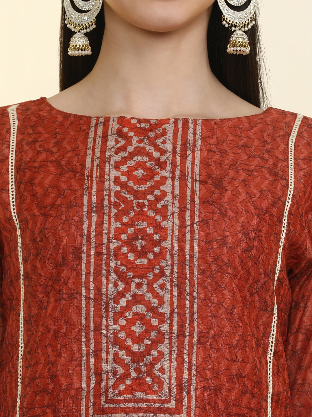 Floral Printed Silk Blend Straight Kurta & Trousers Sets