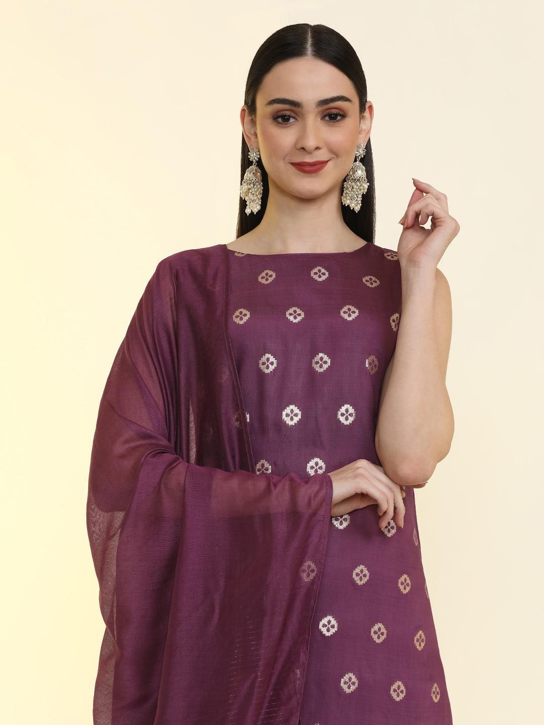 Geometric Embroidered Silk Blend Straight Kurta & Trousers Sets
