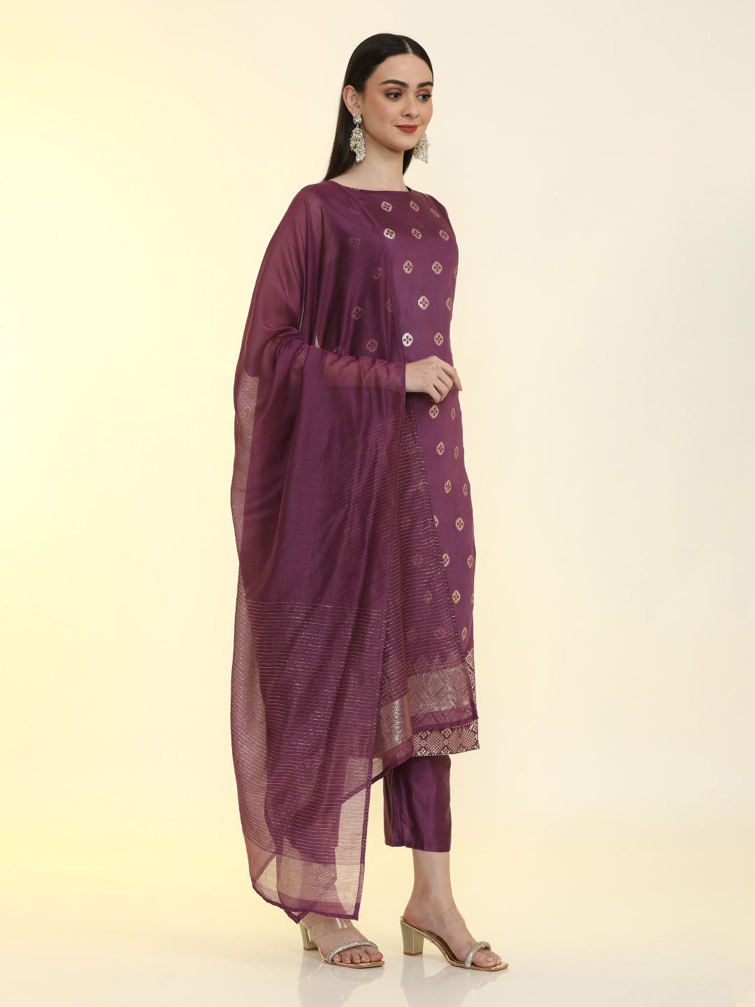Geometric Embroidered Silk Blend Straight Kurta & Trousers Sets