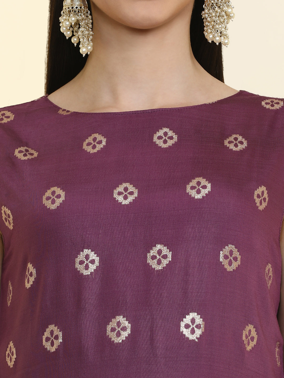 Geometric Embroidered Silk Blend Straight Kurta & Trousers Sets