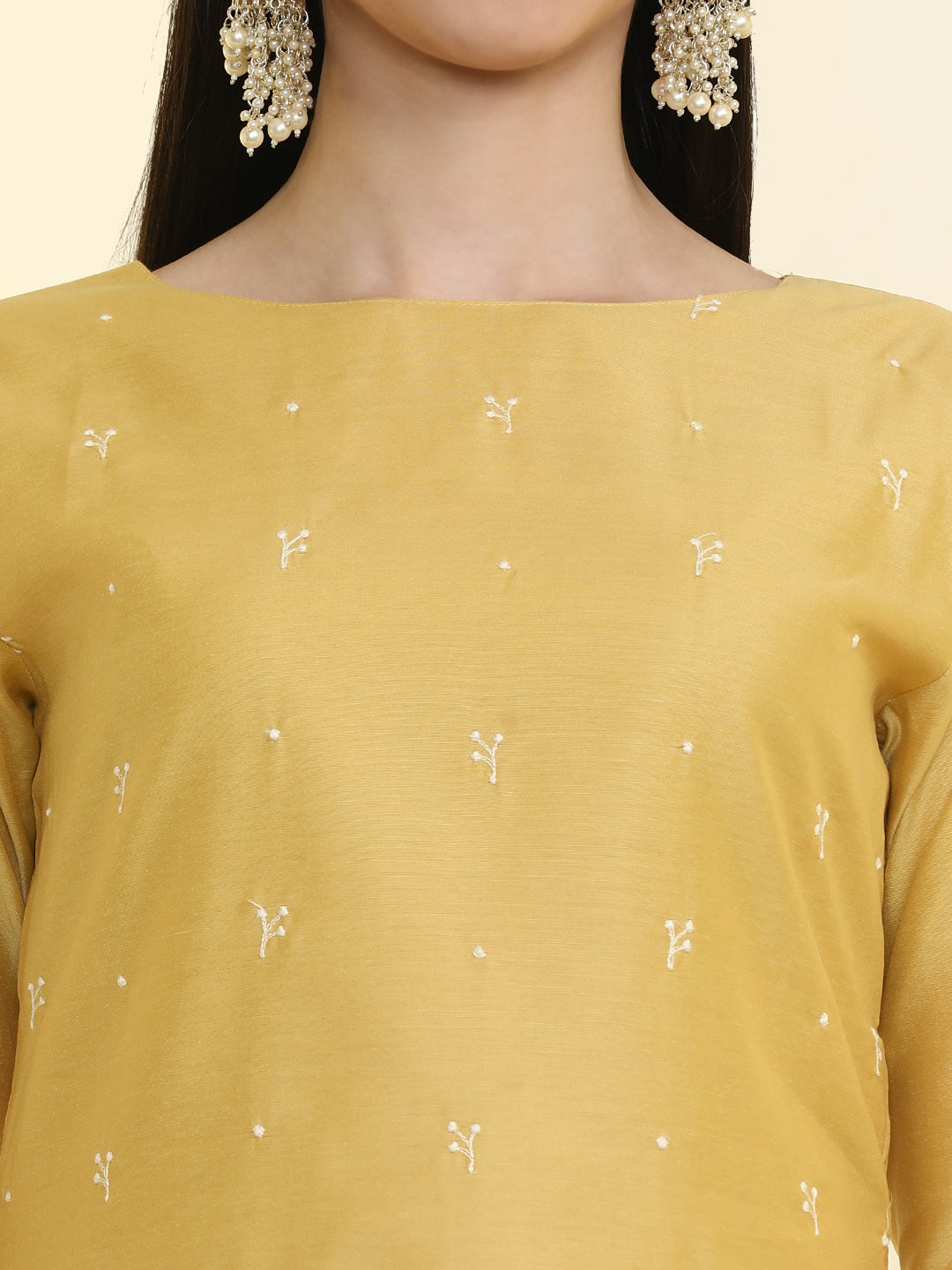 Floral Embroidered Silk Blend Straight Kurta & Trousers Sets