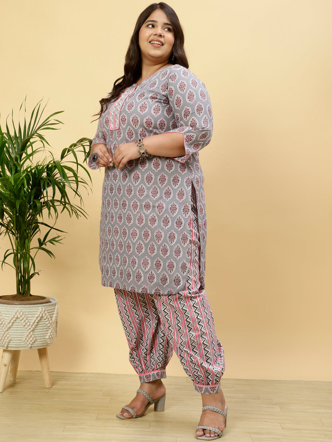 Plus Size Grey Ethnic Printed Kurta With Printed Afghani Salwar