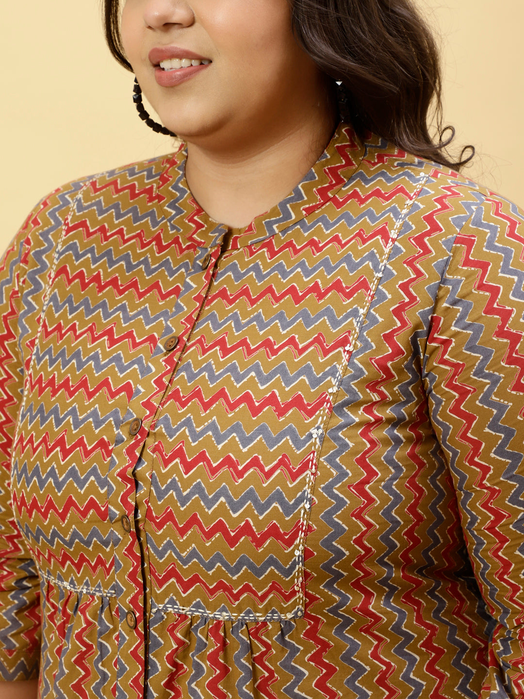 Plus Size Brown Zig-Zag Printed Top