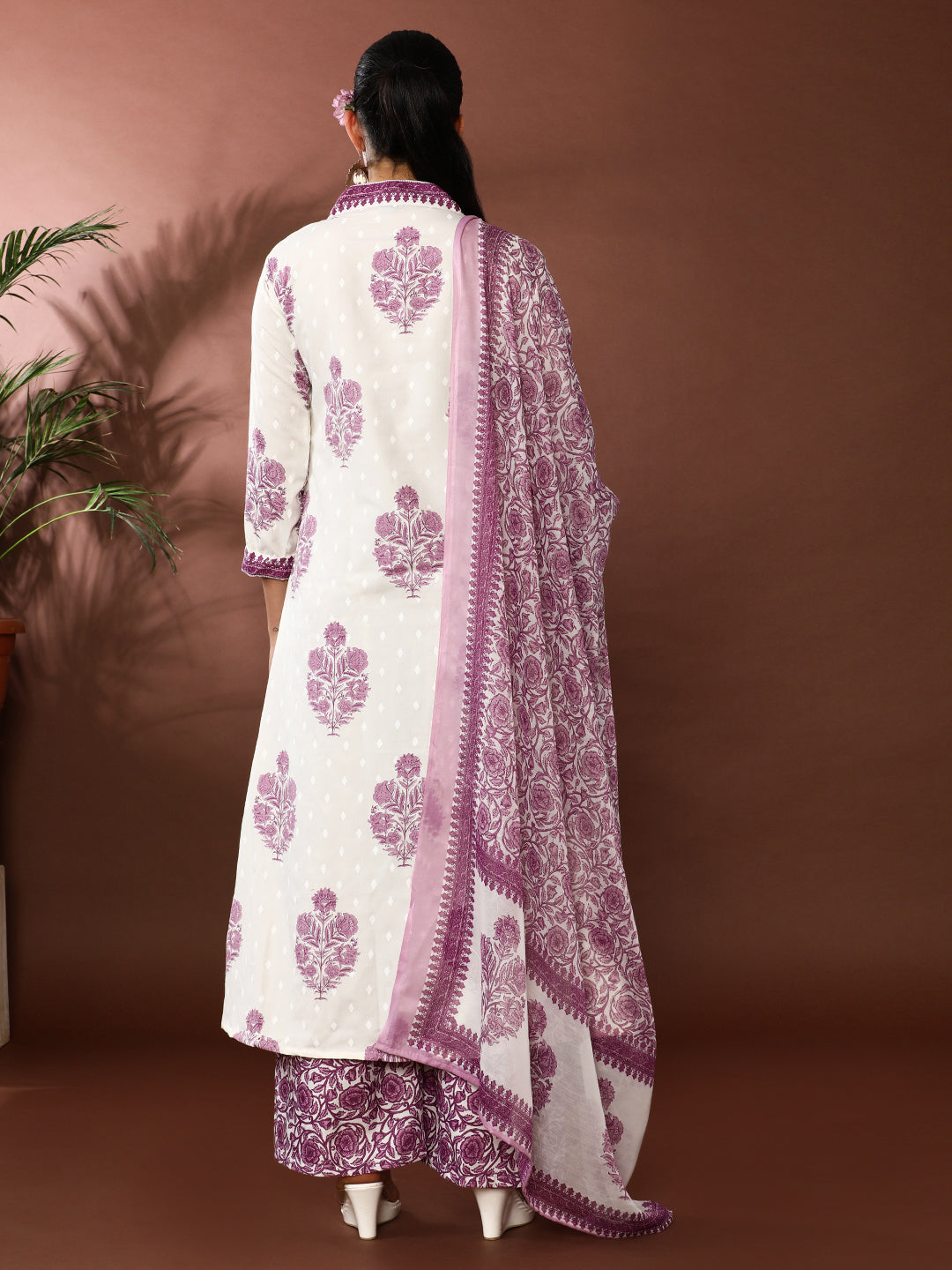 Floral Printed A-Line Cotton Blend Kurta & Trousers Sets