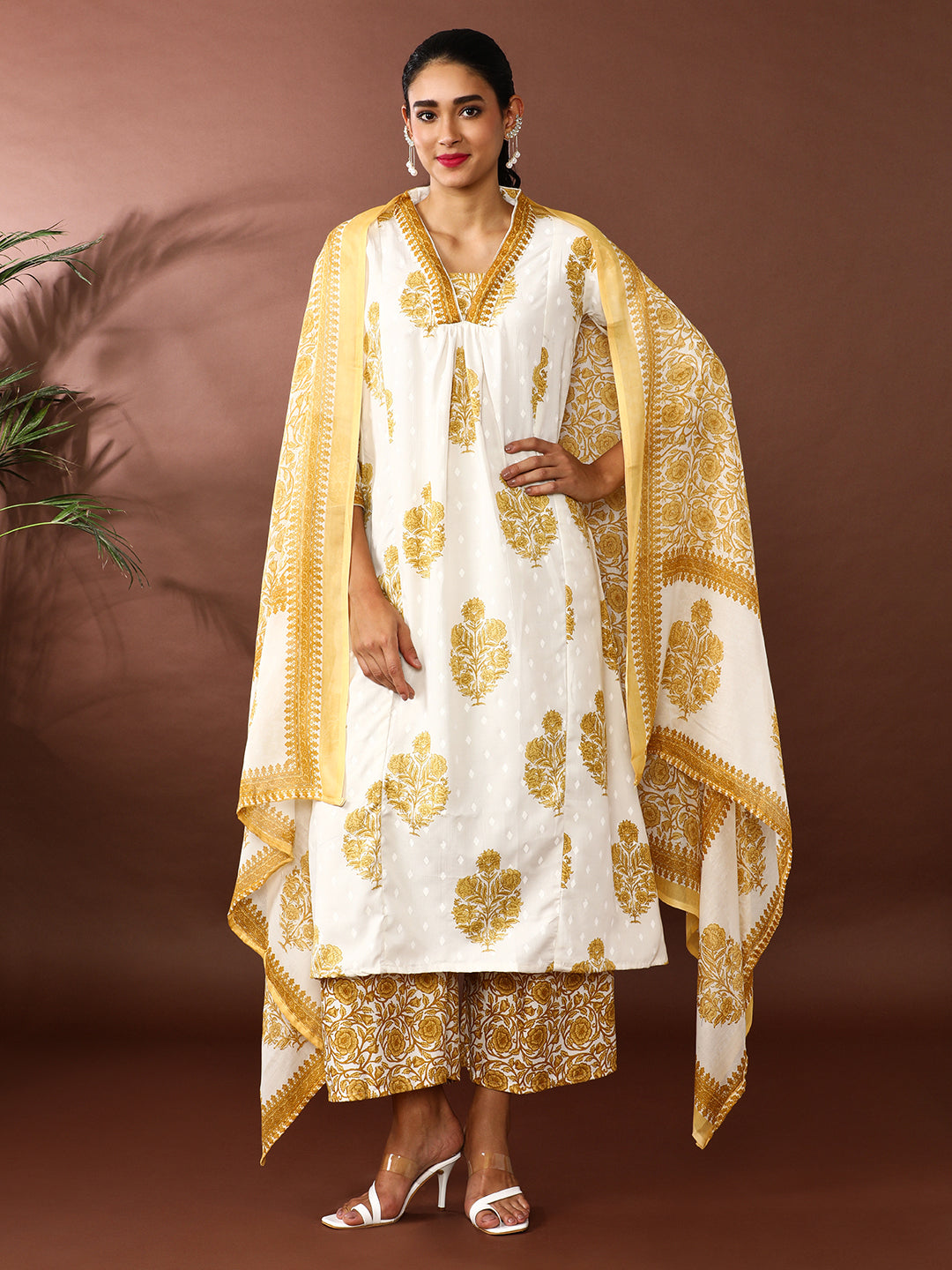Floral Printed A-Line Cotton Blend Kurta & Trousers Sets
