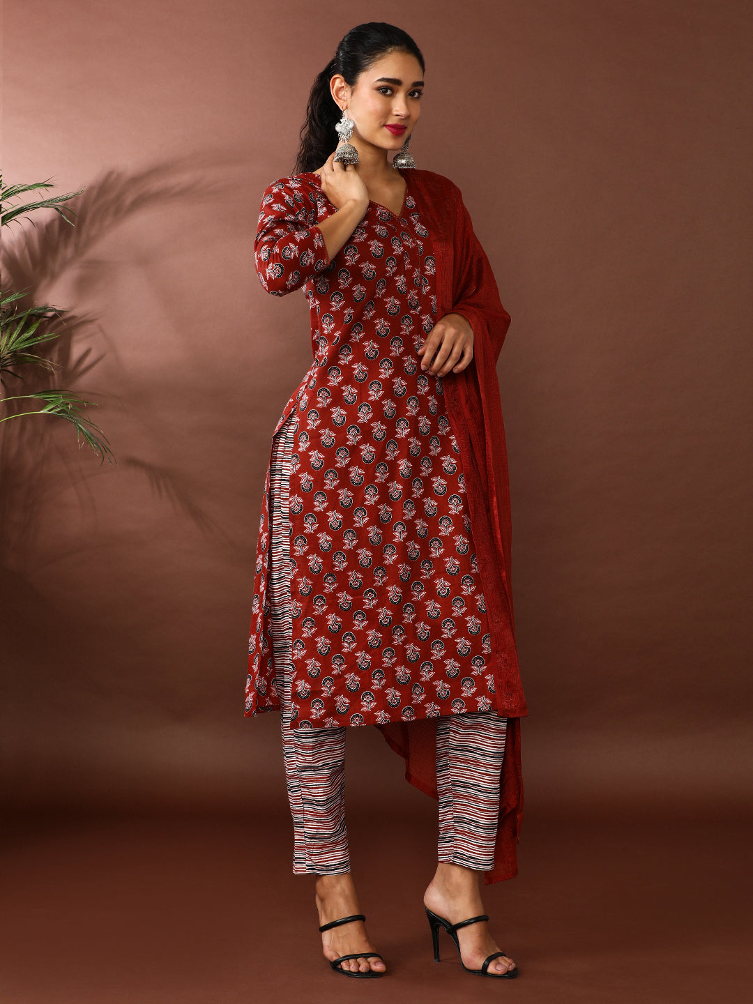 Floral Printed Pure Cotton Kurta & Trousers Sets