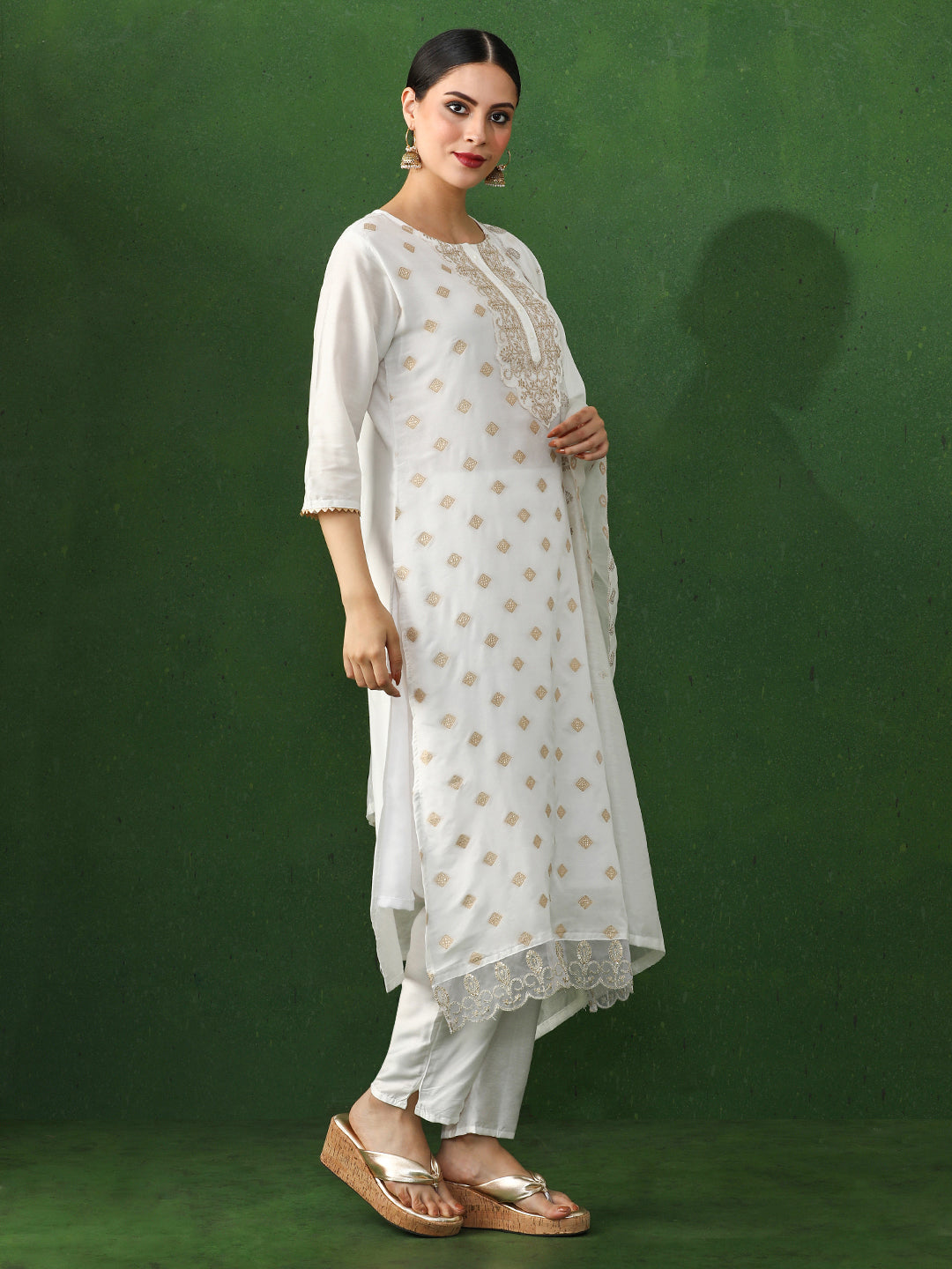 Floral Embroidered A-Line Cotton Blend Kurta & Trousers Sets