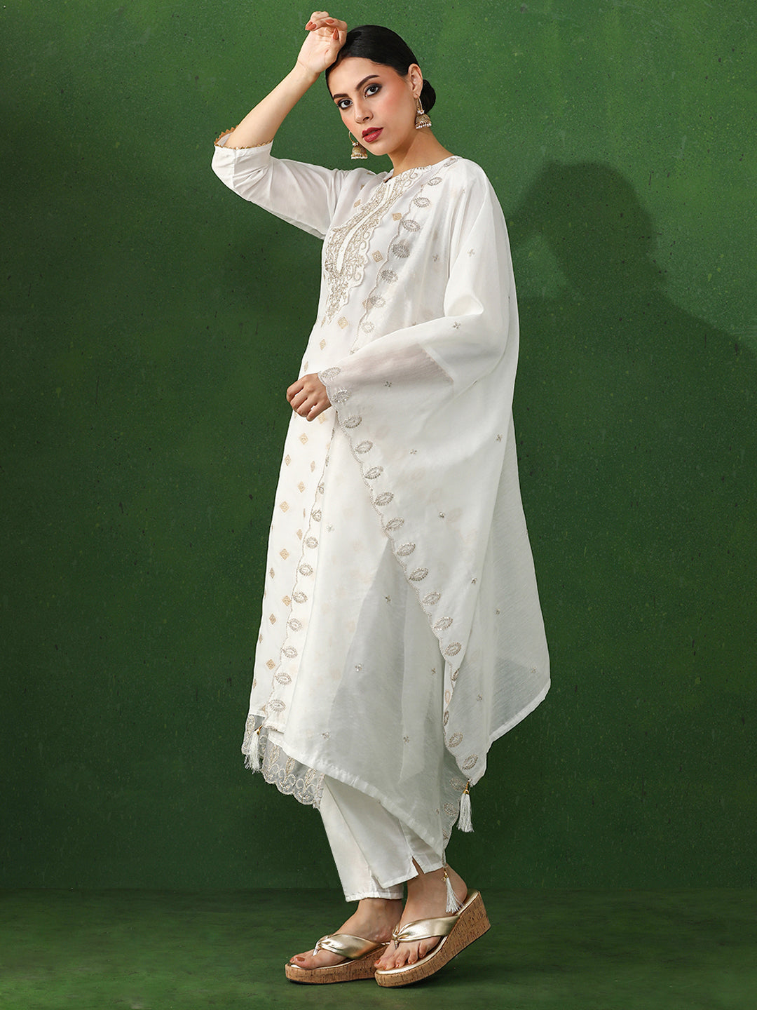 Floral Embroidered A-Line Cotton Blend Kurta & Trousers Sets