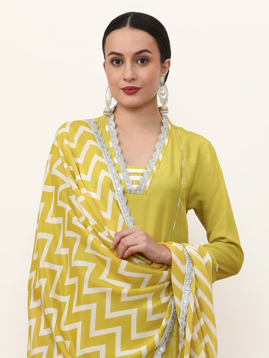 Embroidered Ethnic Motifs Kurta Sets With Dupatta
