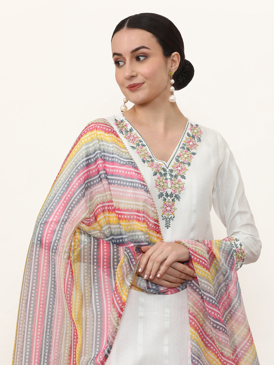 Embroidered Chanderi Silk Ethnic Motifs Kurta Sets With Dupatta