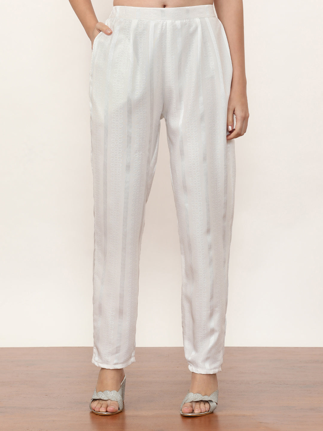 Embroidered Chanderi Silk Ethnic Motifs Kurta Sets With Dupatta