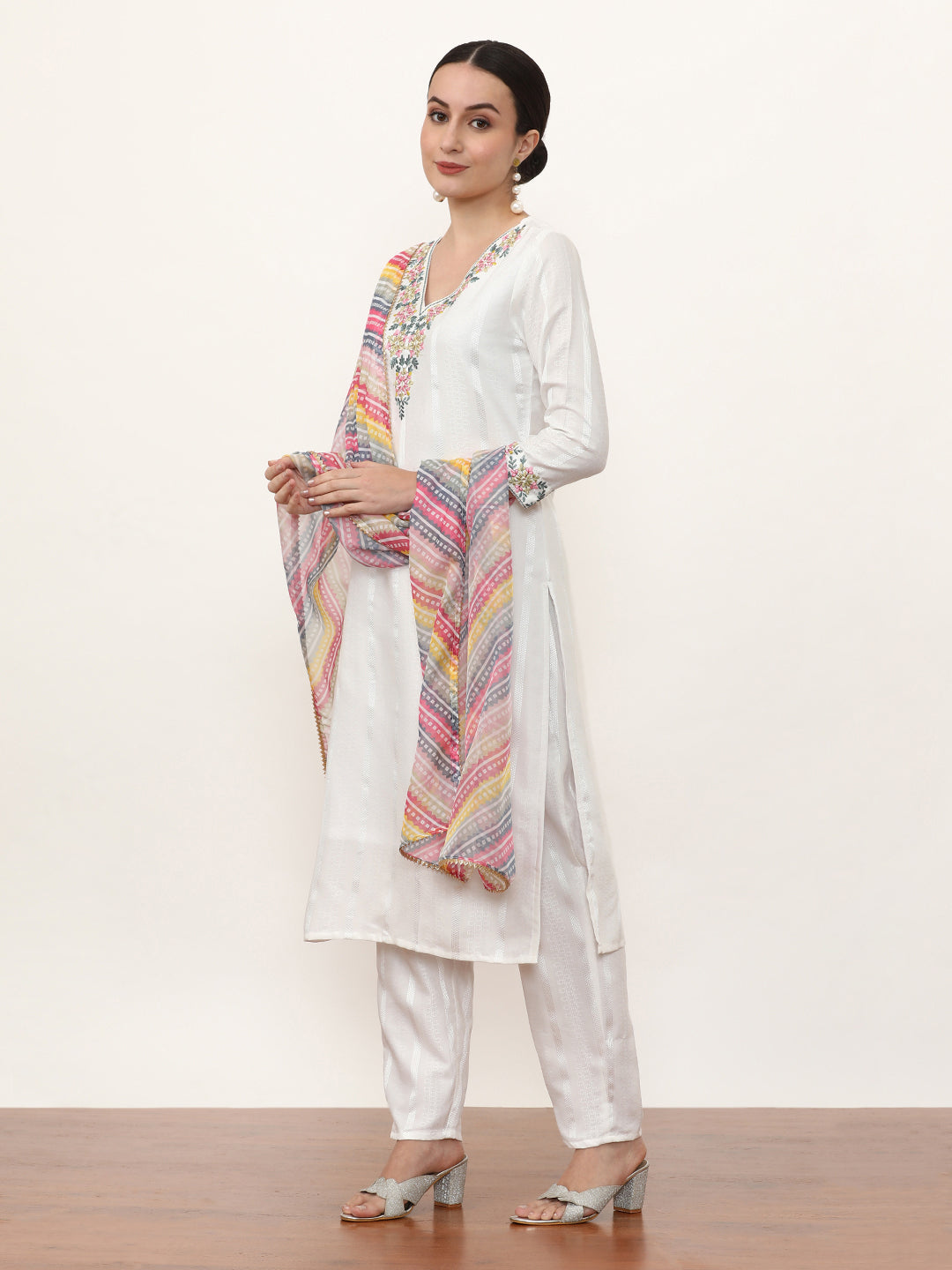 Embroidered Chanderi Silk Ethnic Motifs Kurta Sets With Dupatta