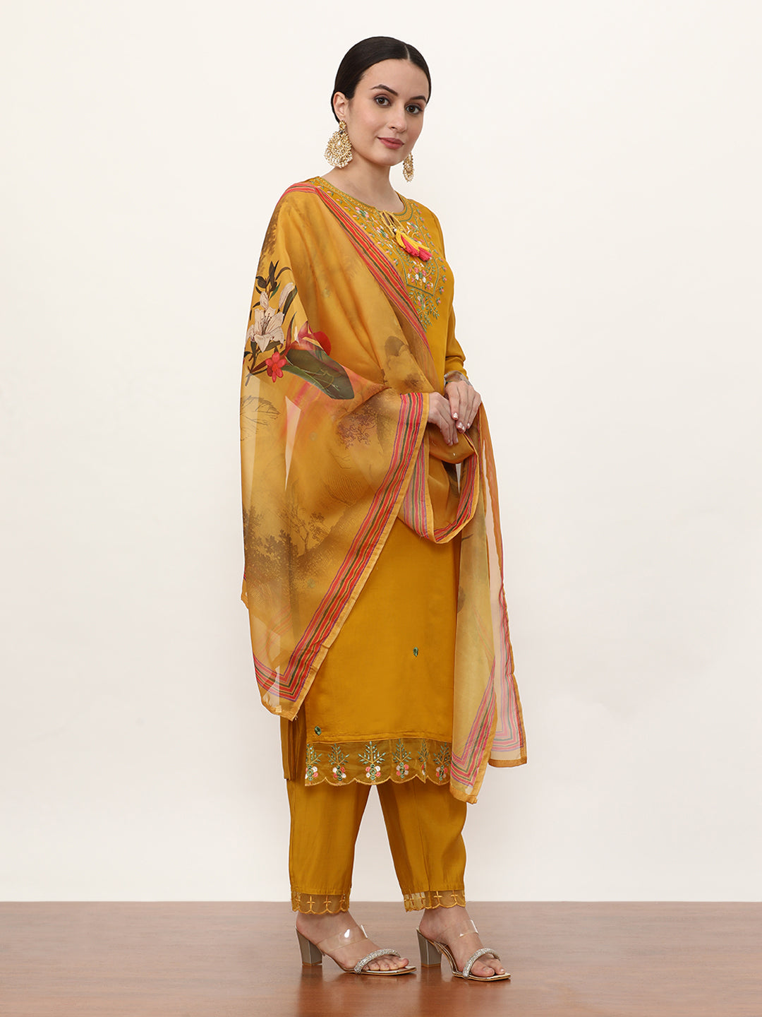 Embroidered Ethnic Motifs Kurta Sets With Dupatta