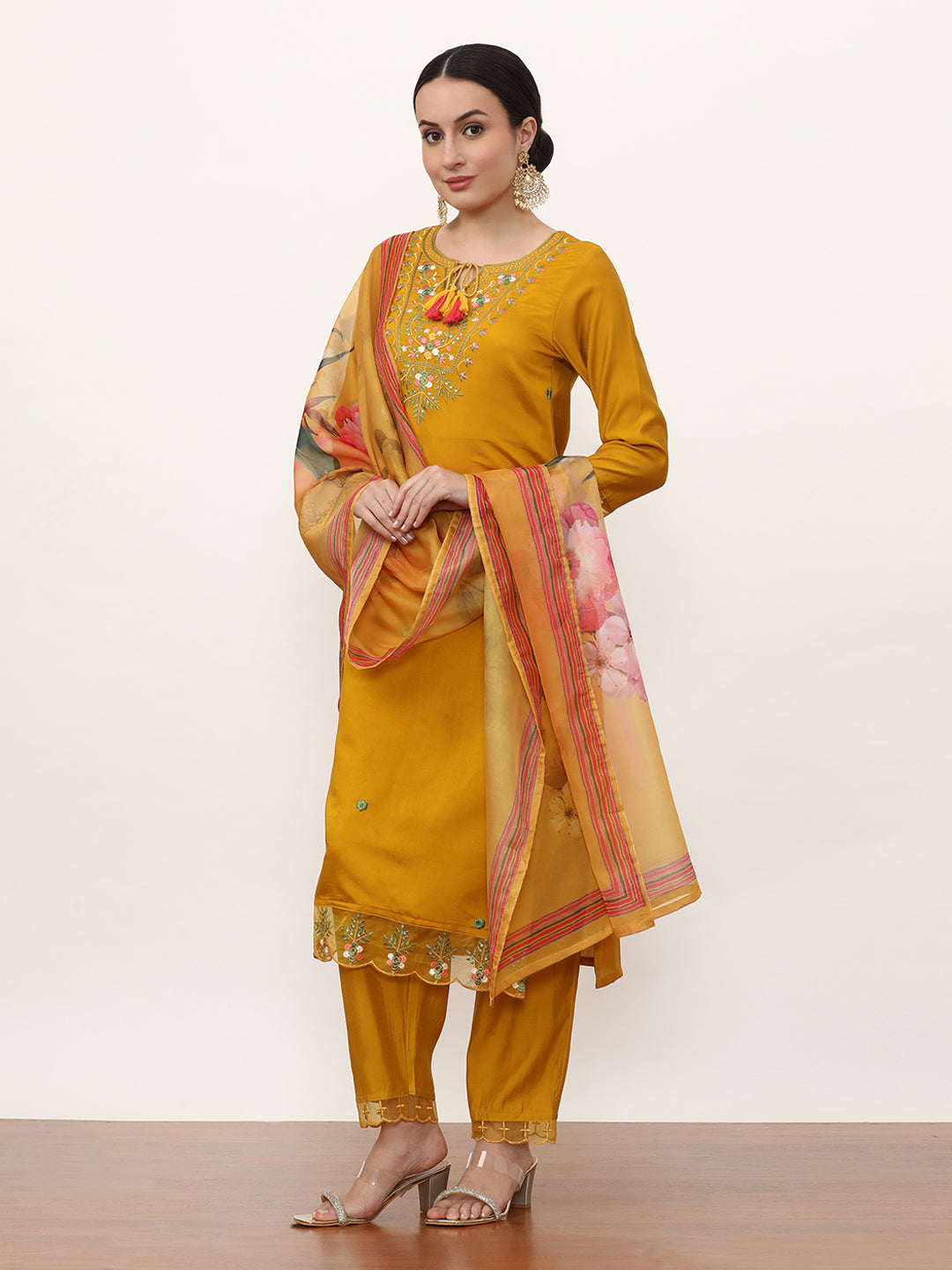 Embroidered Ethnic Motifs Kurta Sets With Dupatta