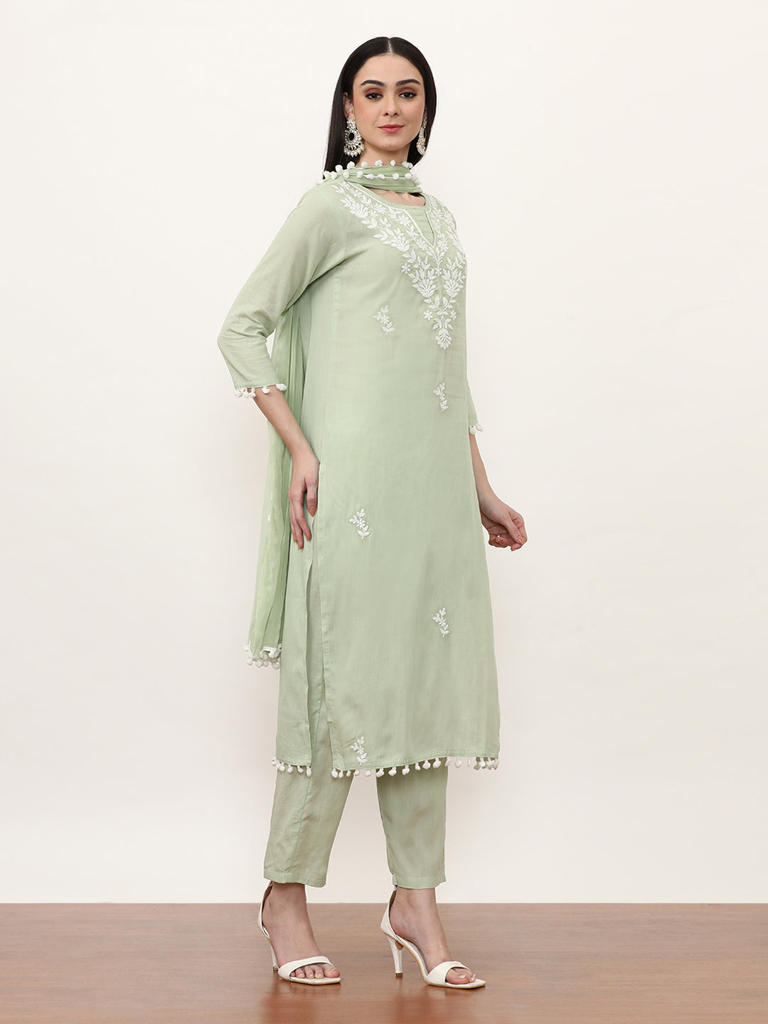 Embroidered Ethnic Motifs Kurta Sets With Dupatta