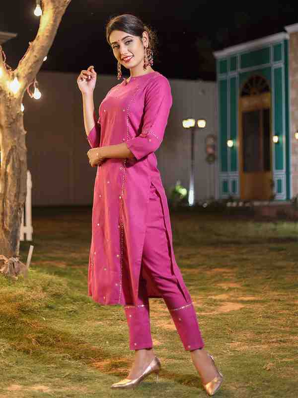 Magenta Embroidered Straight Kurta With Pants