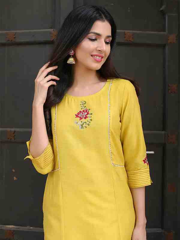 Yellow Yoke Design Handloom Straight Kurta With Trousers