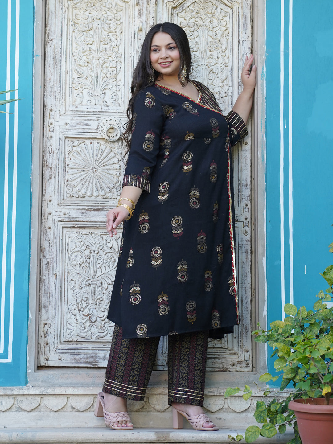 Black Rayon Slub Printed Kurta With Palazzo