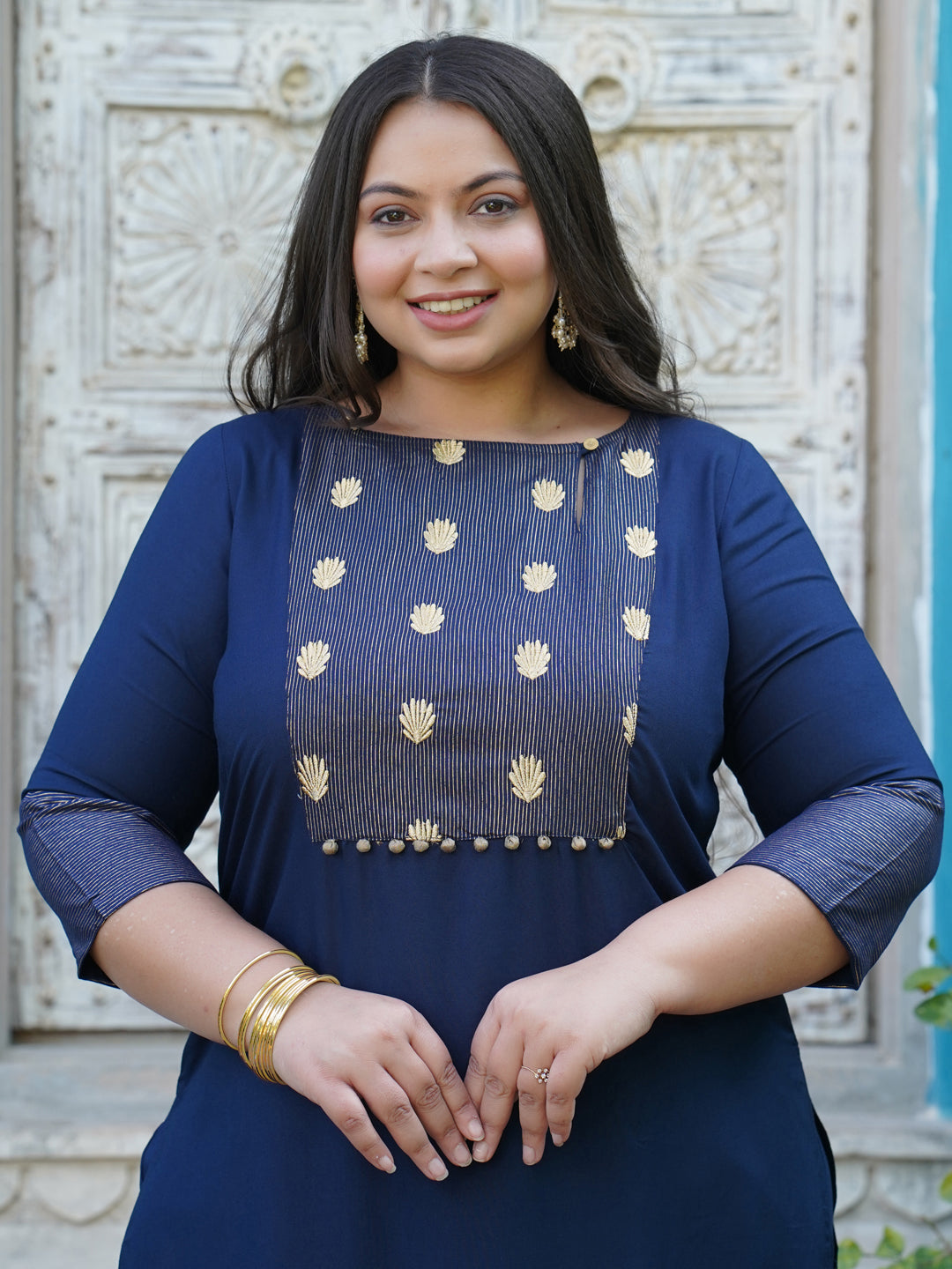 Navy Blue Printed Kurta With Trousers