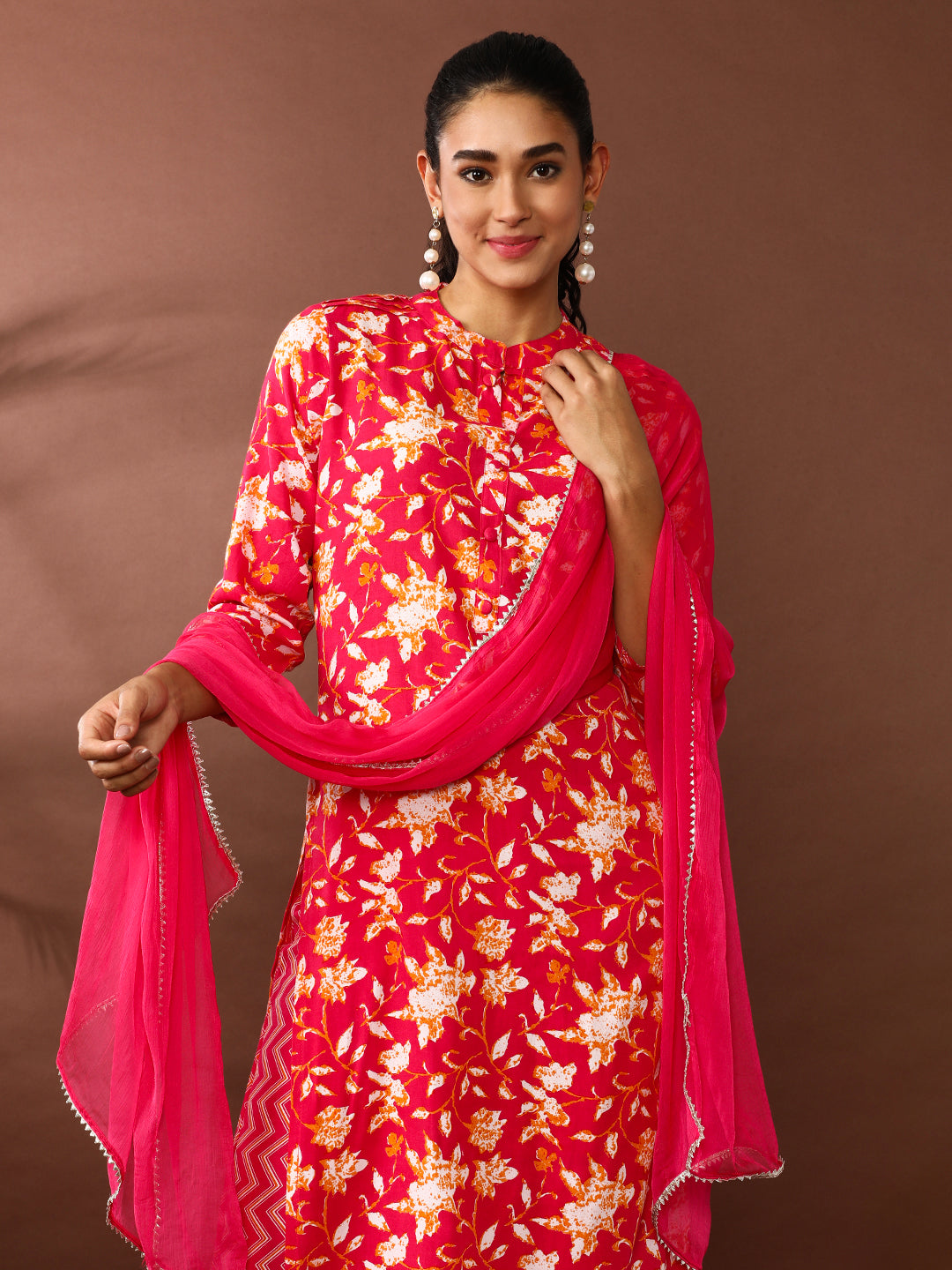 Floral Printed Straight Kurta & Trousers Sets