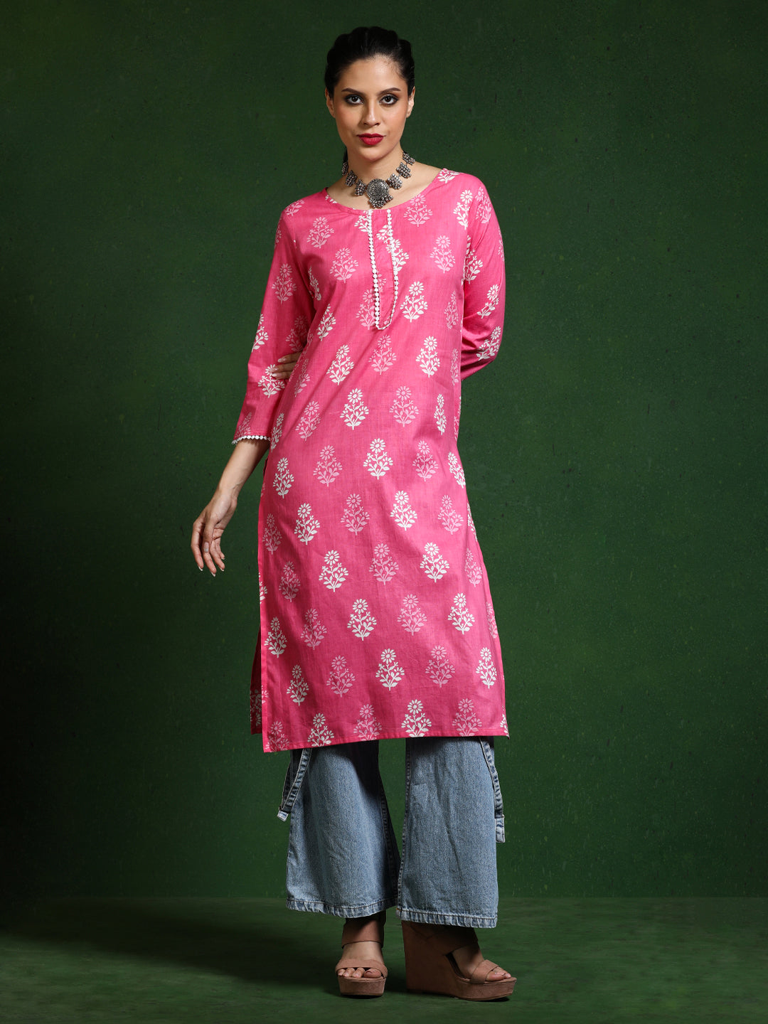 Floral Embroidered Straight Pure Cotton Kurta